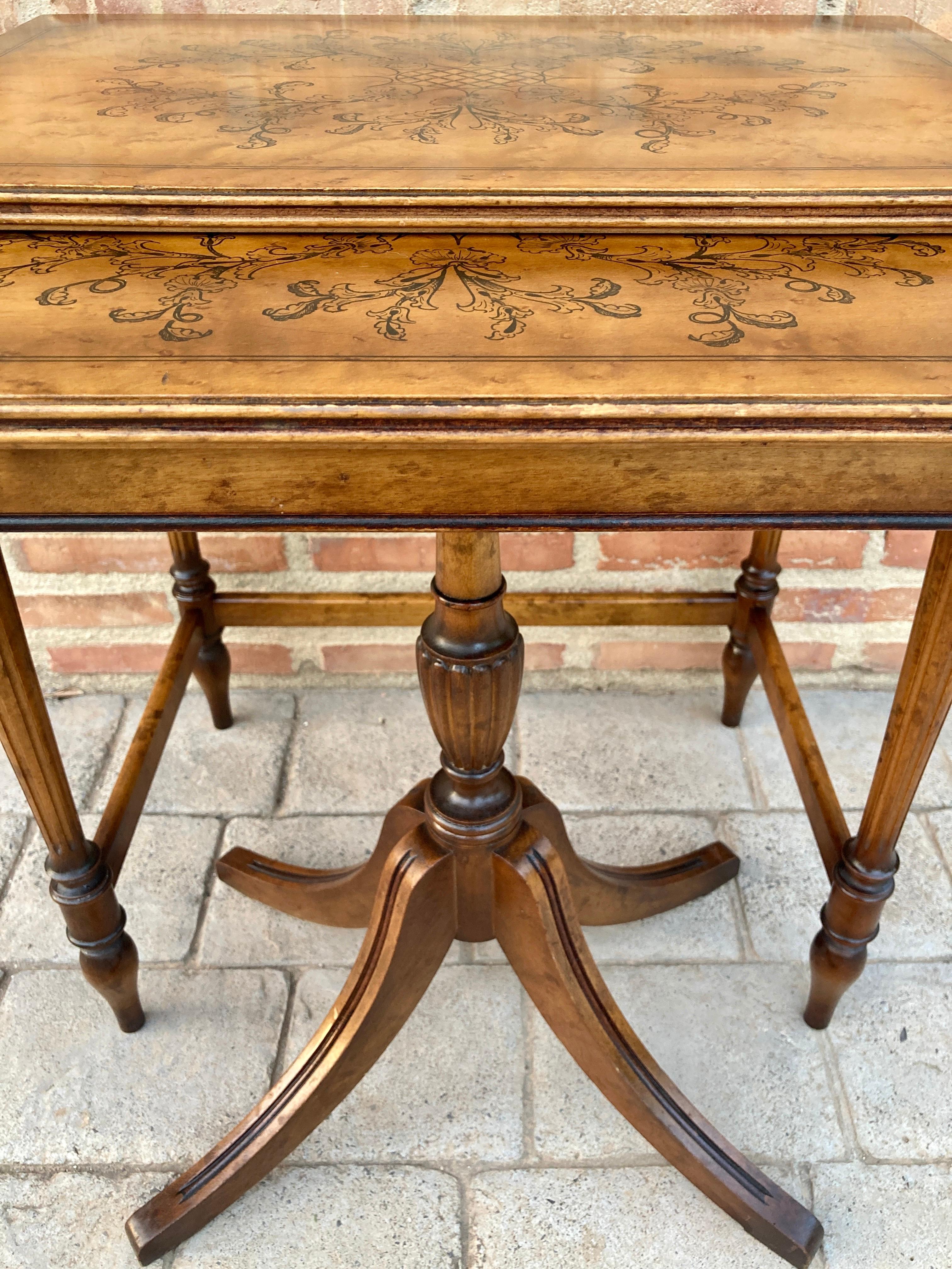 19th Century Baroque Spanish Console or Side Table with Marquetry Top 1