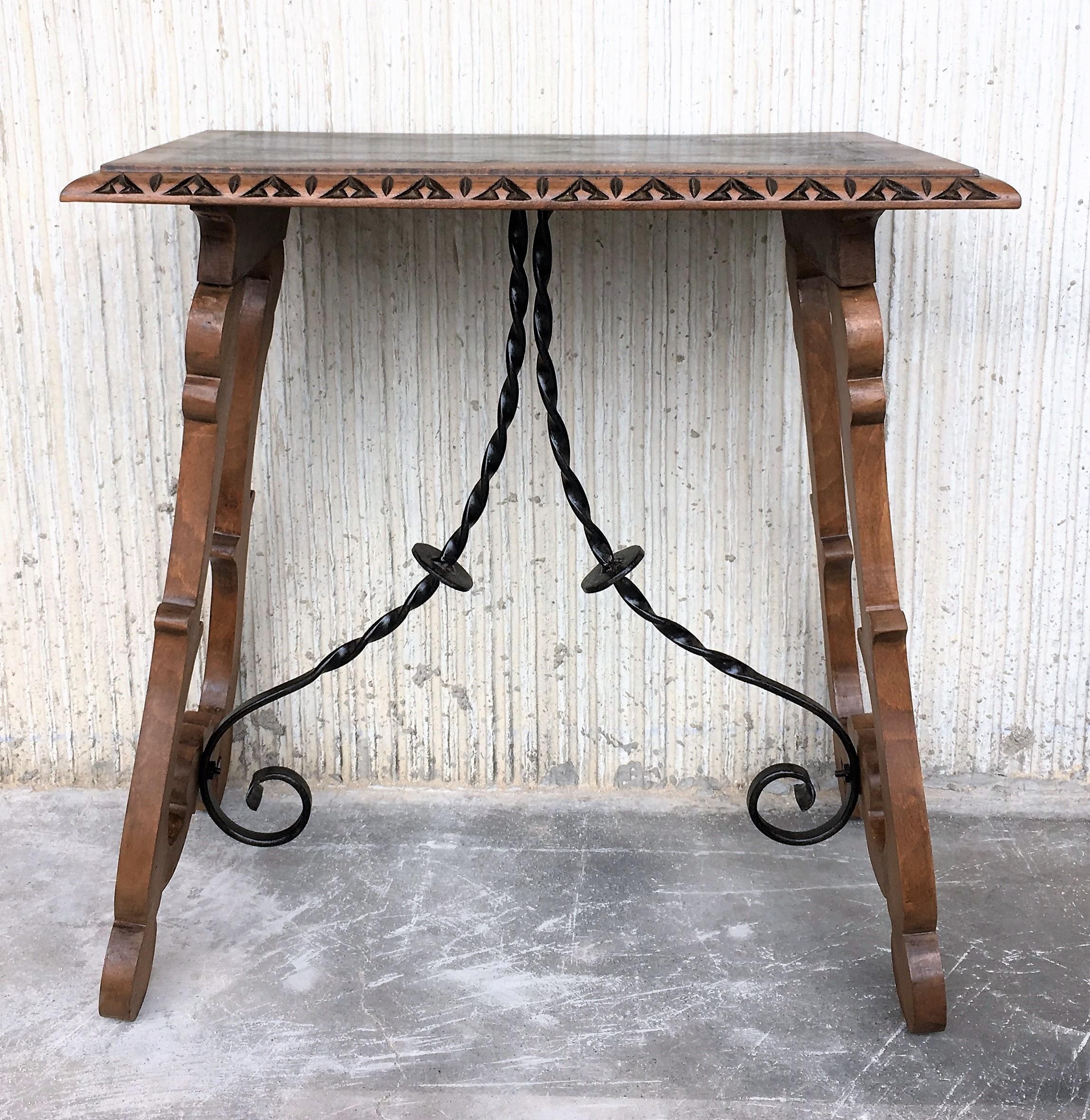 Carved 19th Century Baroque Spanish Side Table with Ebonized Top and Lyre Legs