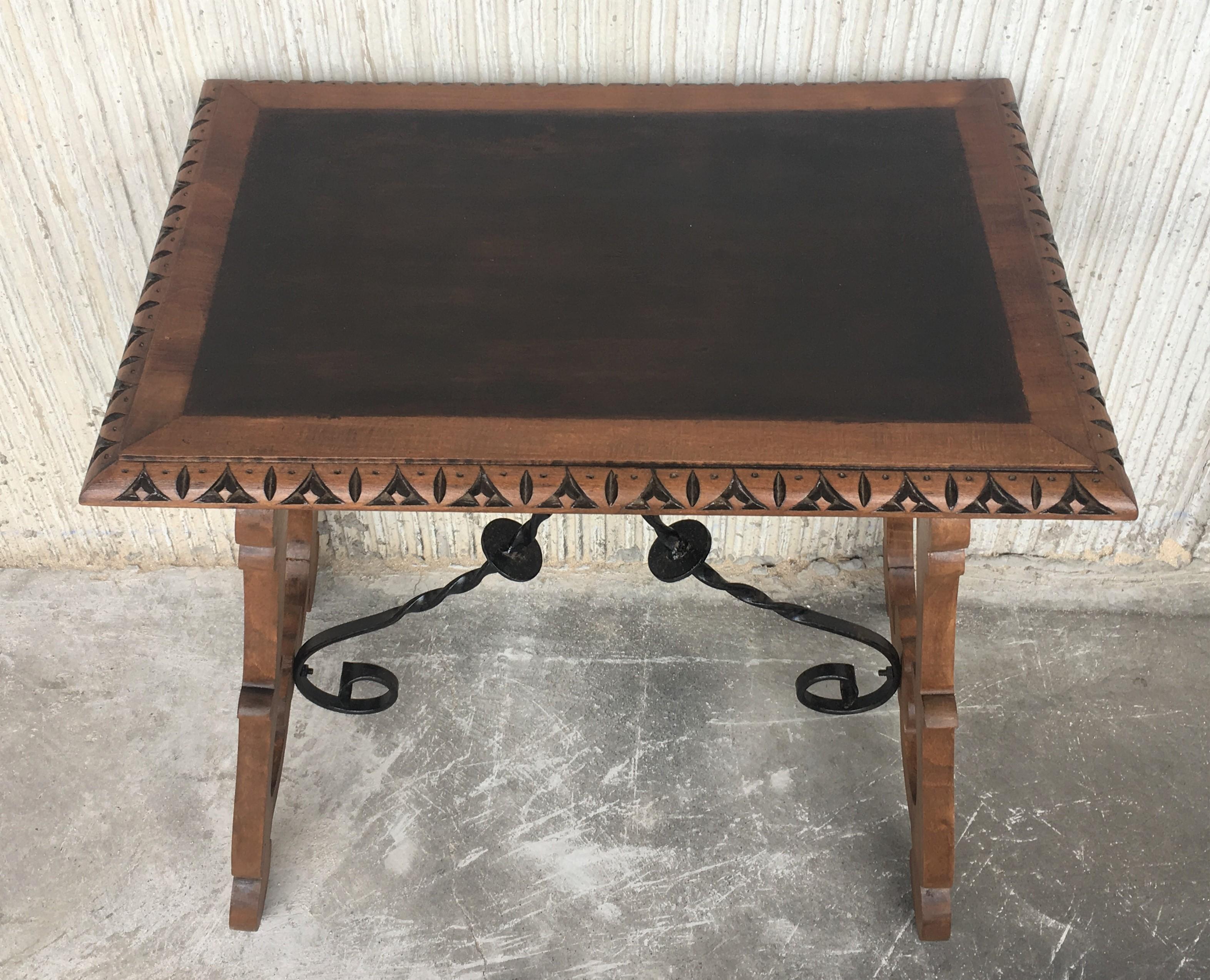 19th Century Baroque Spanish Side Table with Ebonized Top and Lyre Legs In Good Condition In Miami, FL