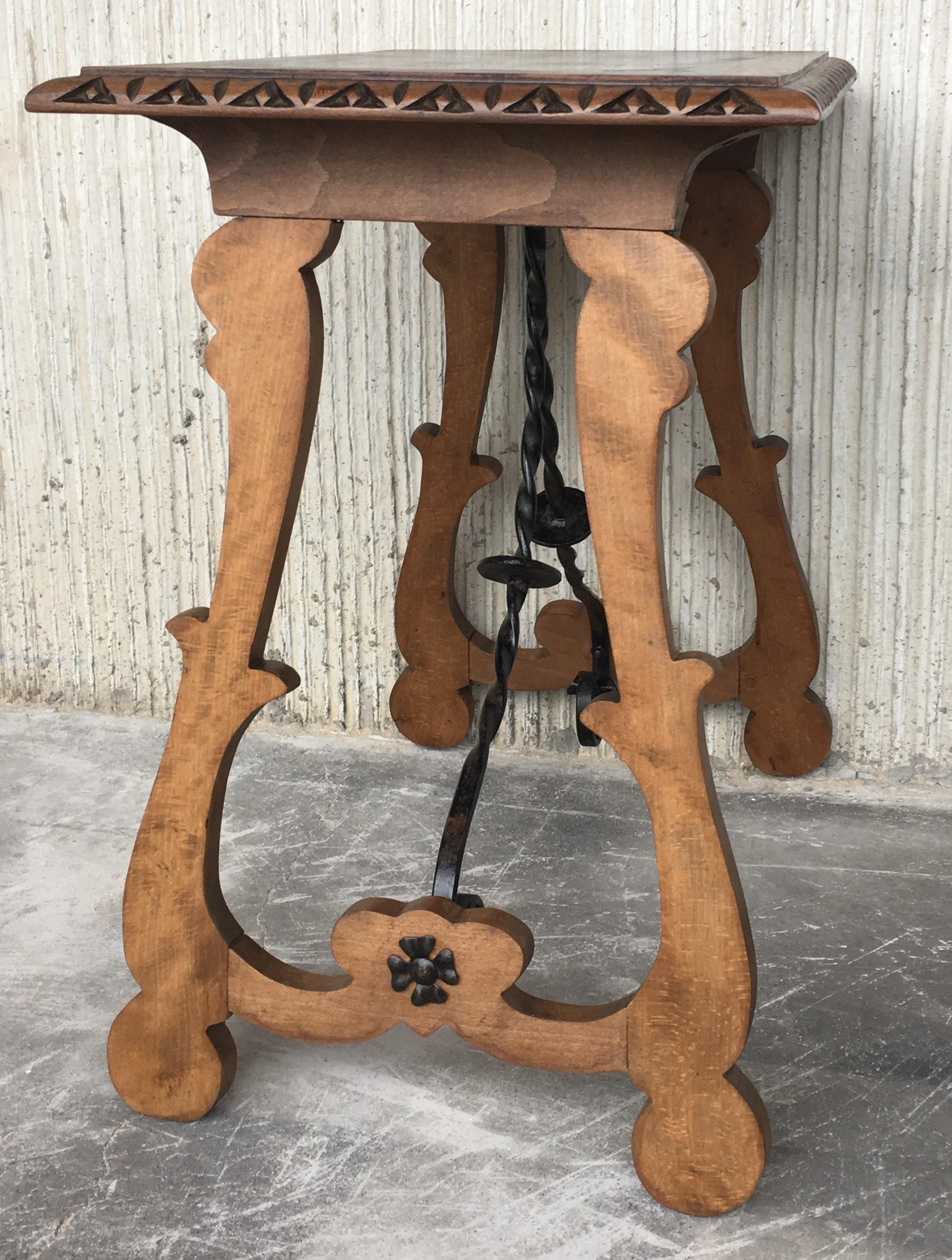19th Century Baroque Spanish Side Table with Ebonized Top and Lyre Legs 1