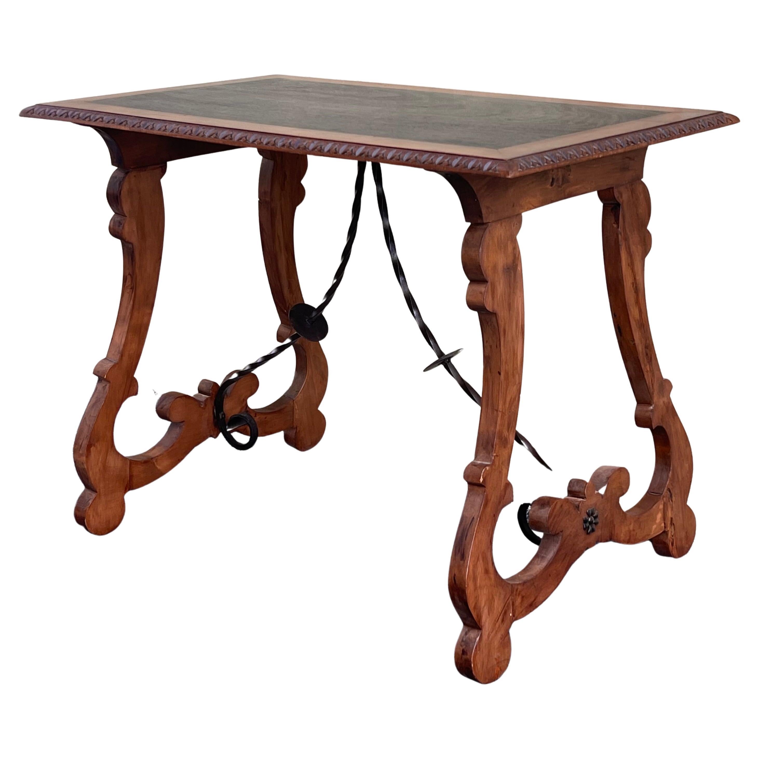 19th Century Baroque Spanish Side Table with Ebonized Top and Lyre Legs For Sale
