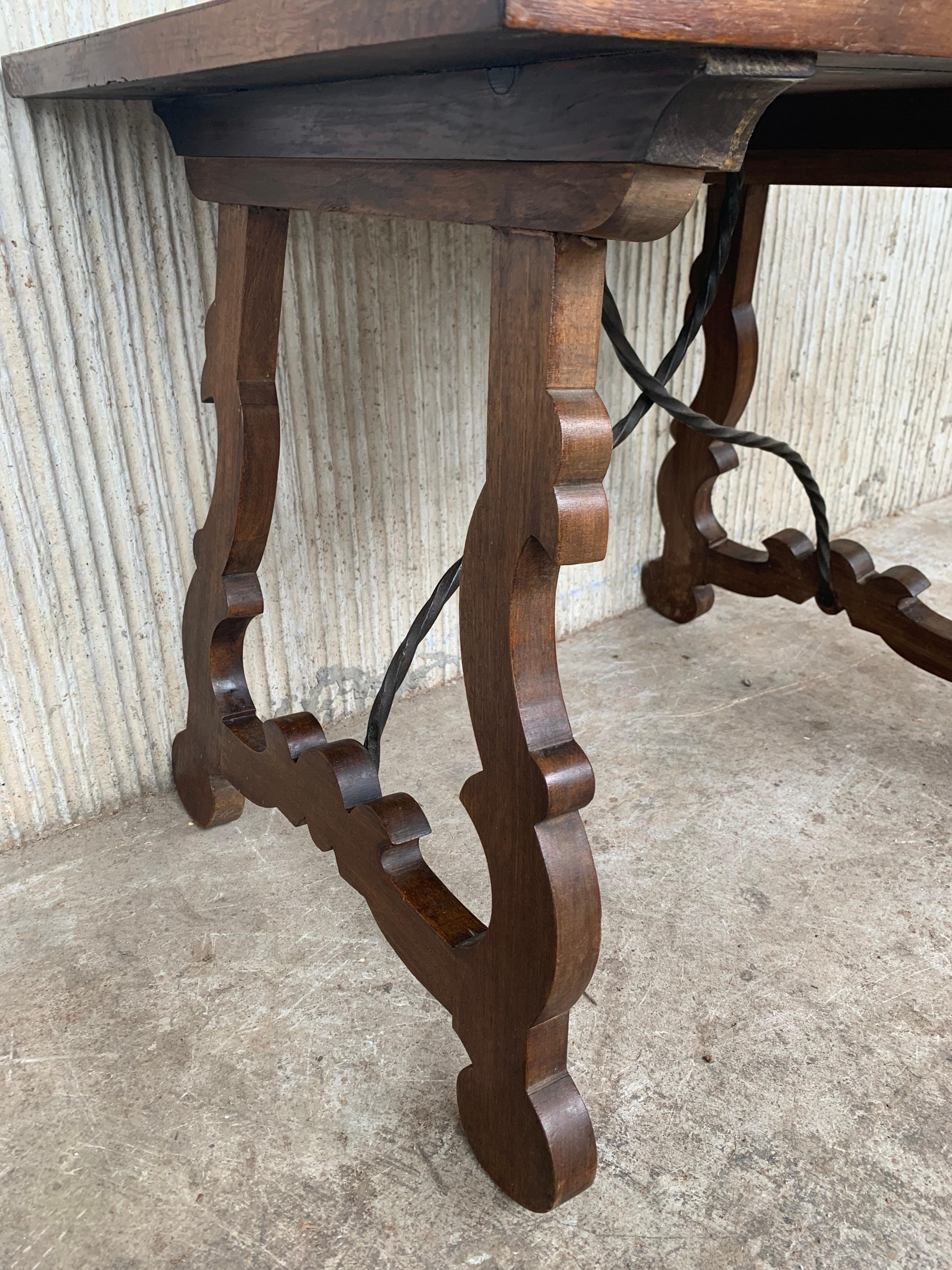 19th Century Baroque Spanish Side Table with Marquetry Top 4