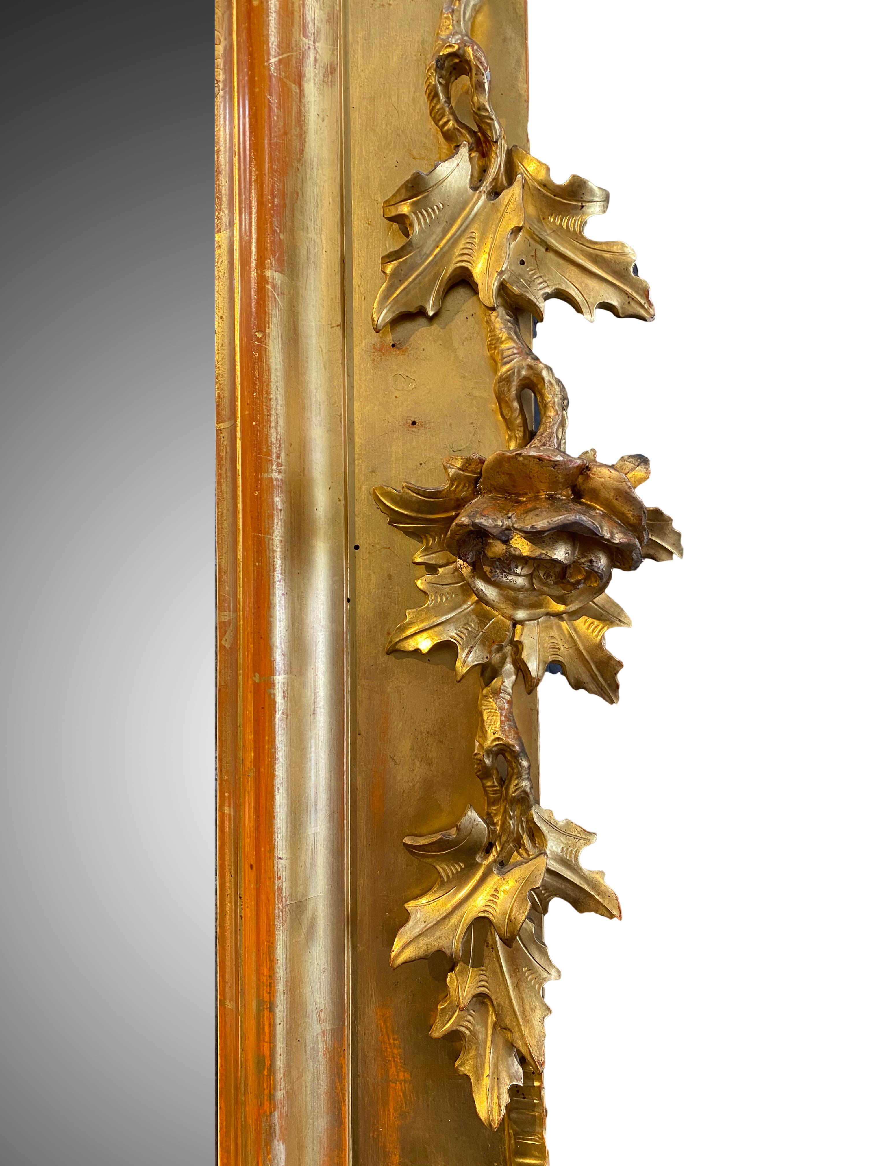 Miroir de style baroque du 19ème siècle sculpté et doré en or de Lombardo Veneto, vers 1810 en vente 1