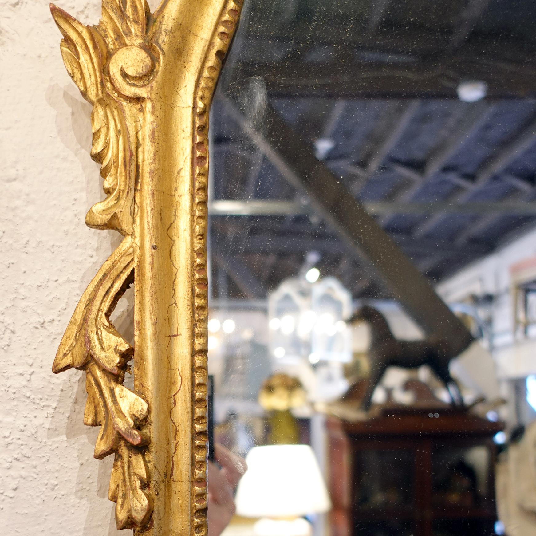 Néo-baroque Miroir en bois doré de style baroque du 19e siècle en vente