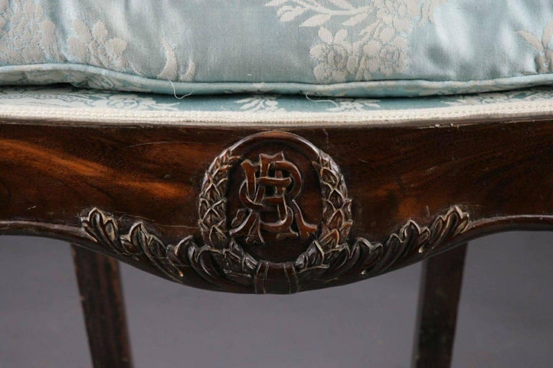 Silla Trono Barroca del Siglo XIX de Estilo Colonial siglo XIX en venta
