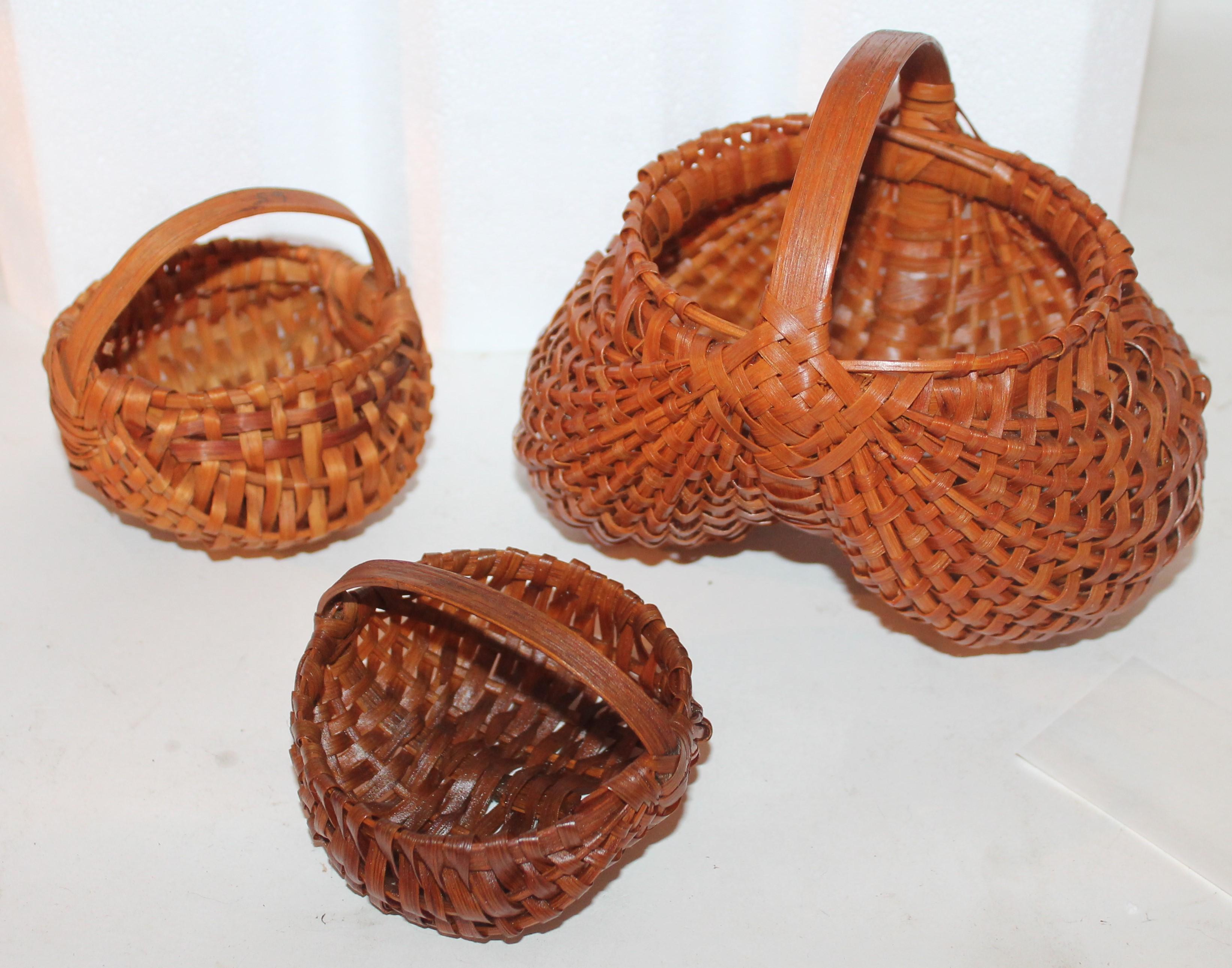 19th Century Basket Collection from Pennsylvania / 6 Pieces In Good Condition In Los Angeles, CA