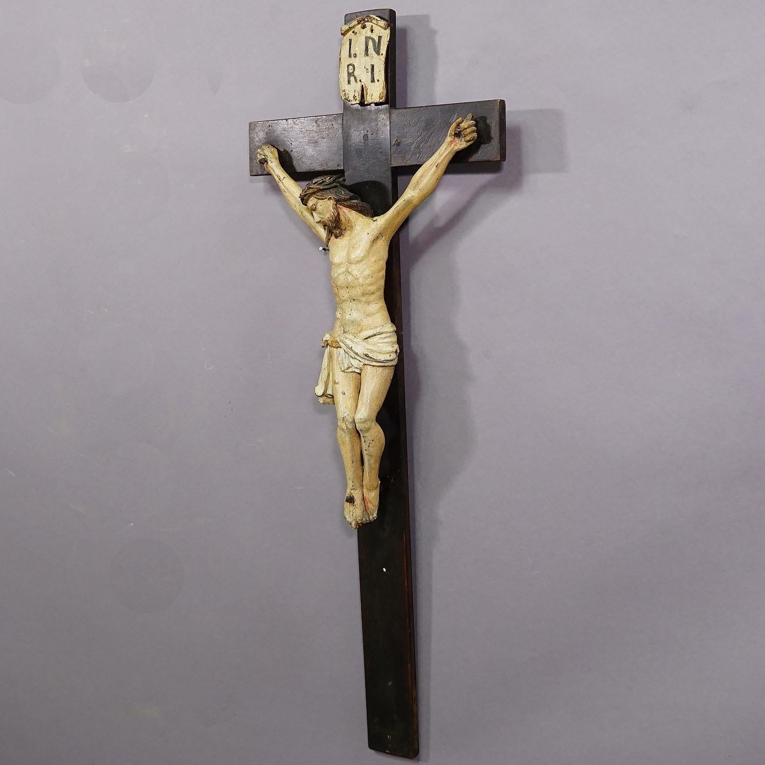 German 19th Century Bavarian Wooden Carved Crucifix For Sale