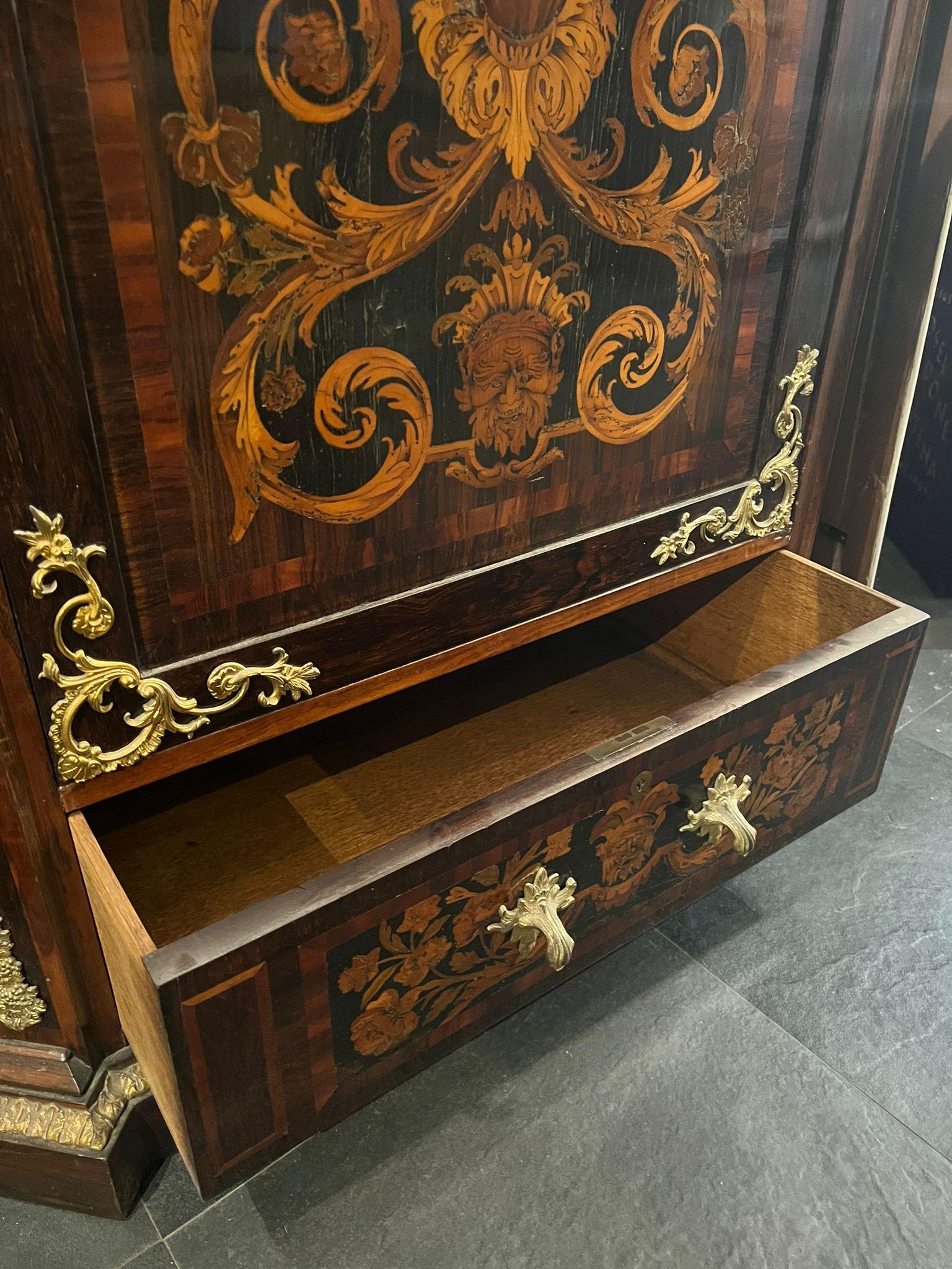 European 19th Century Beautiful Antique Cabinet For Sale