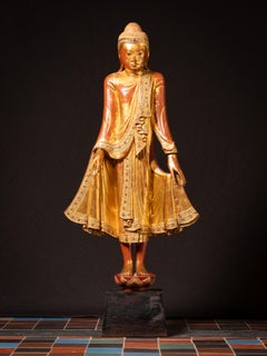 Bellissimo Buddha Mandalay birmano in legno d'epoca del XIX secolo, proveniente dalla Birmania