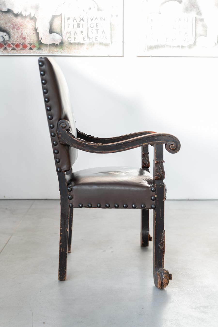 Italian 19th Century Beechwood, Metal, and Leather Throne For Sale