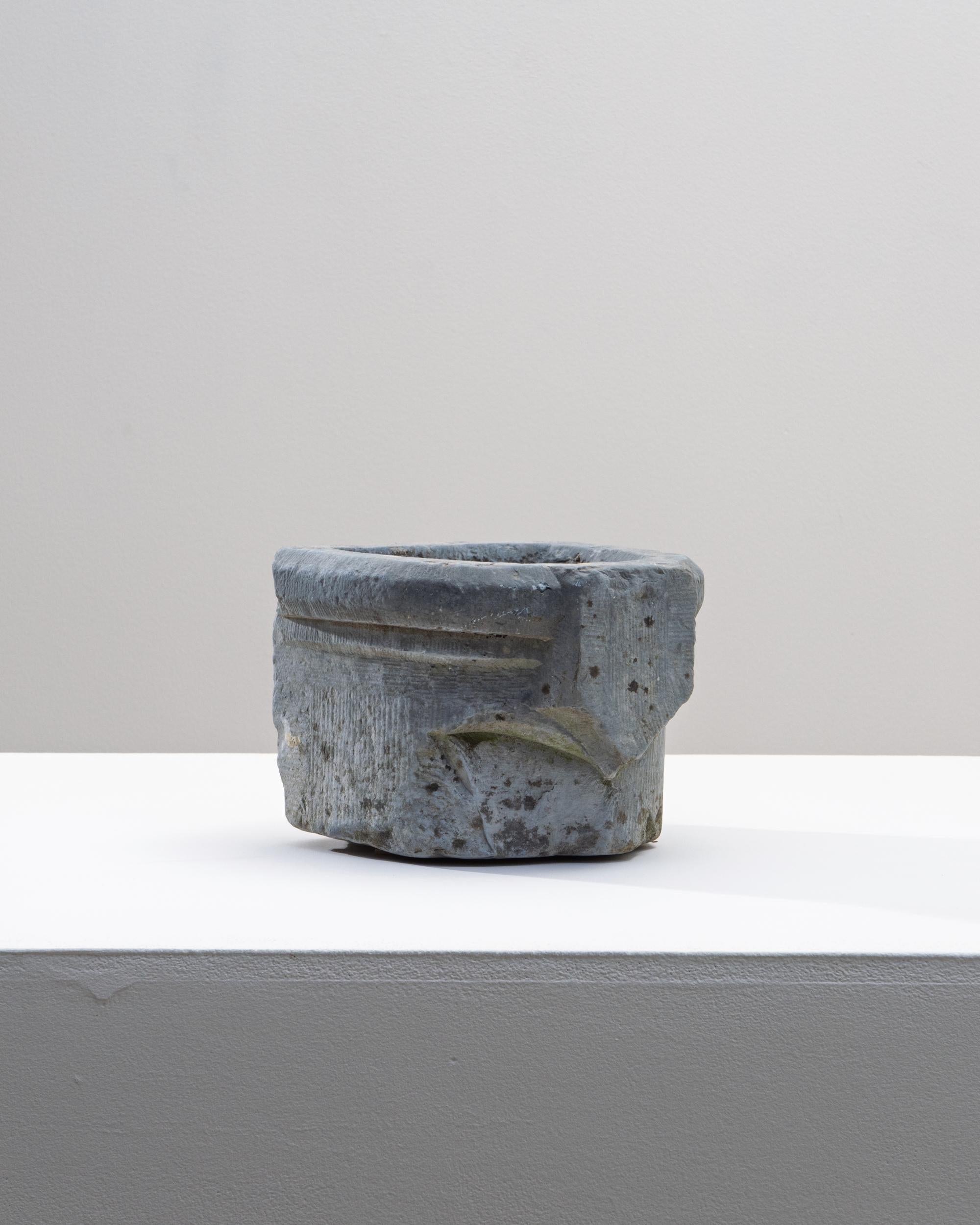 19th Century Belgian Blue Stone Fountain Basin For Sale 3