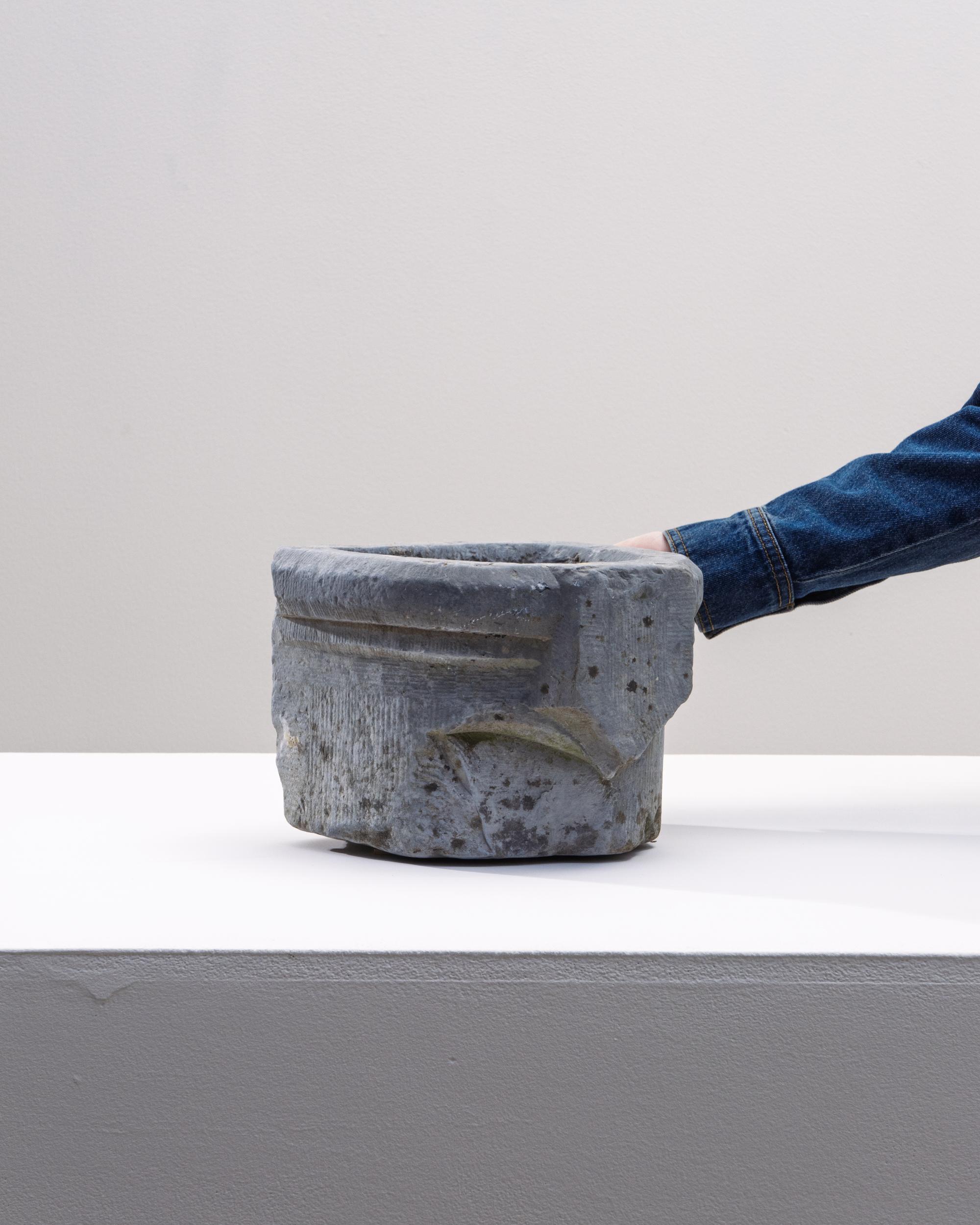 19th Century Belgian Blue Stone Fountain Basin For Sale 4