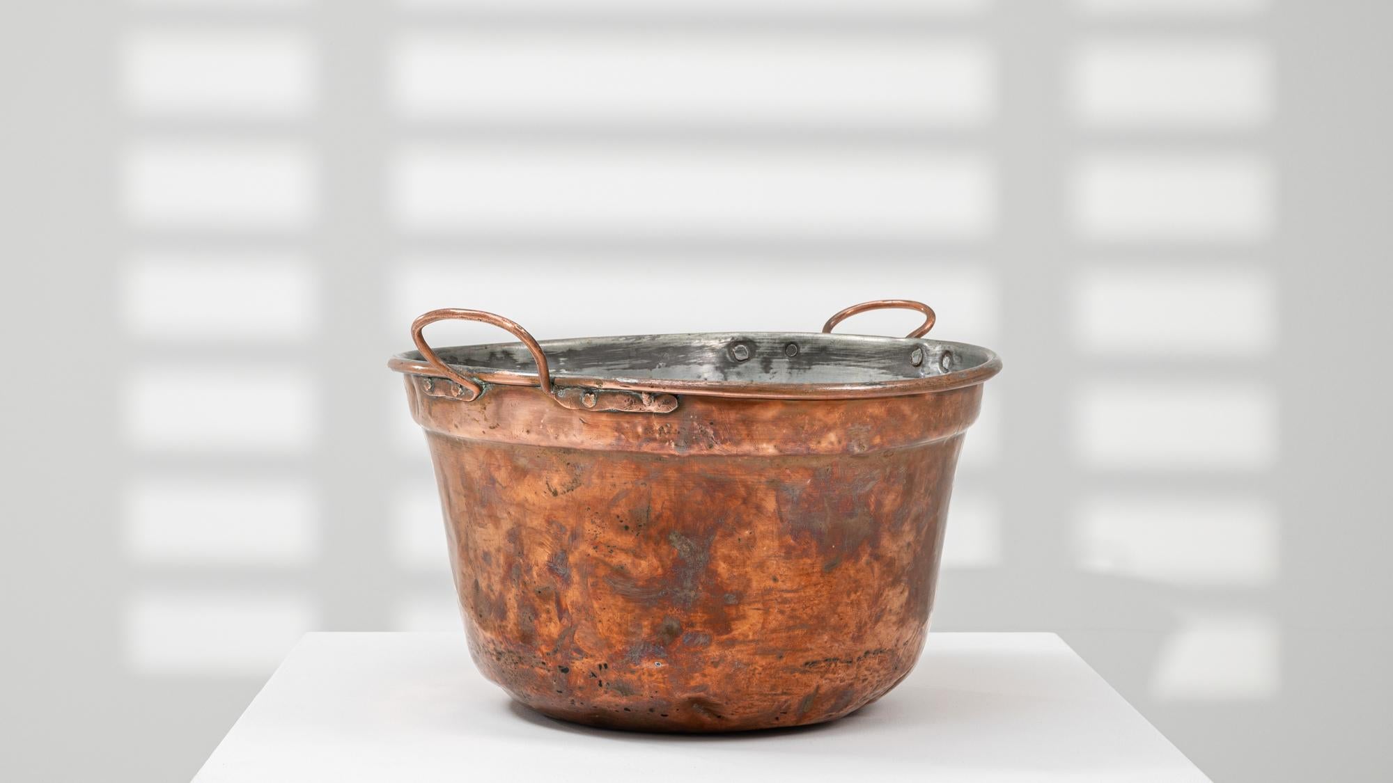 19th Century Belgian Copper Pot en vente 1