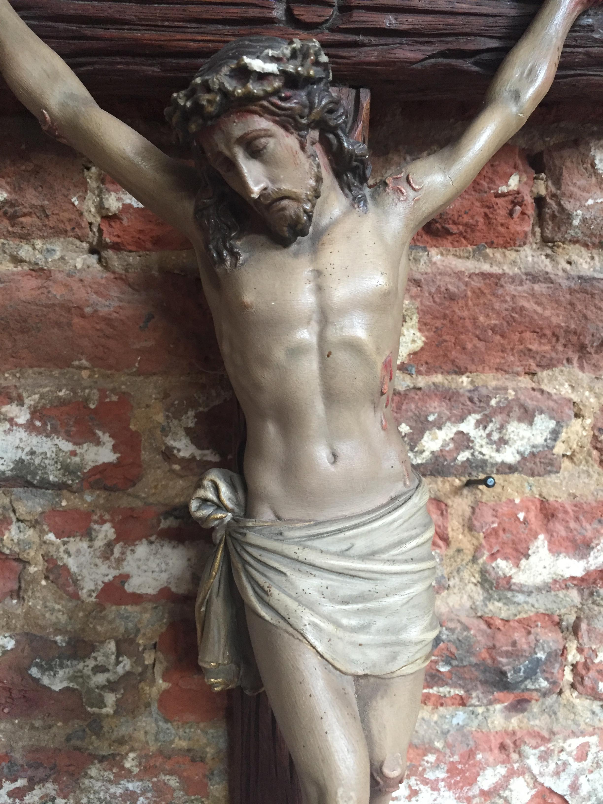 19th Century Belgian Crucifix (Belgisch) im Angebot