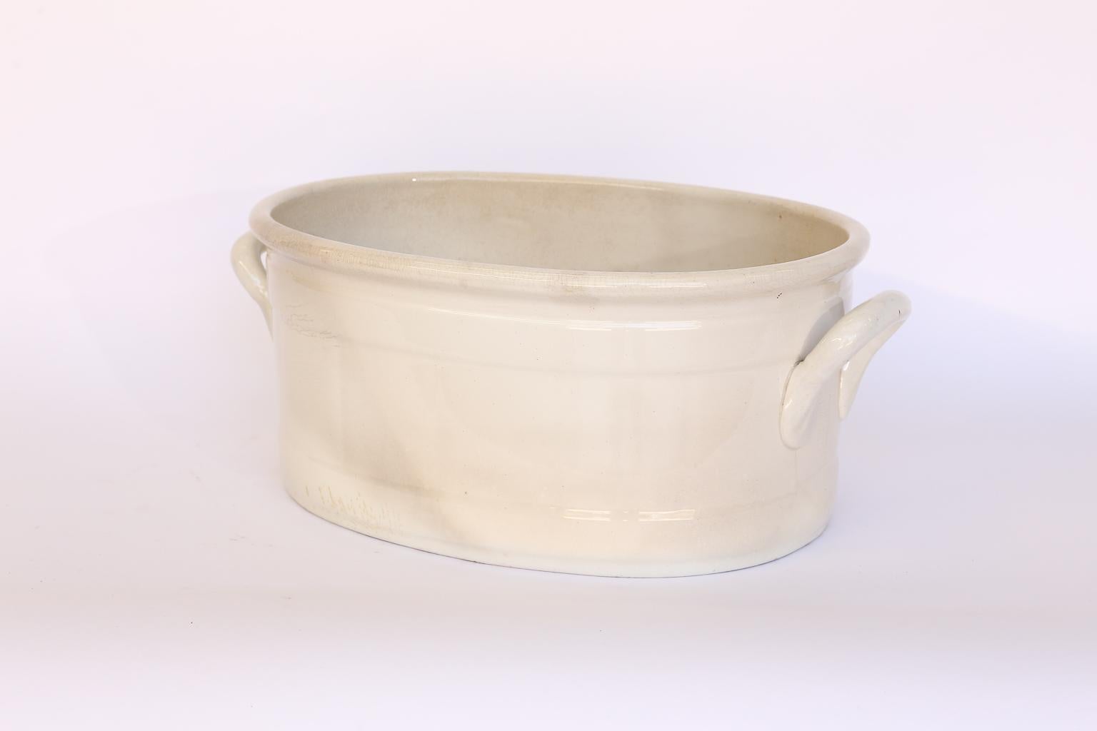 19th Century Belgian Foot Bath, Petrus Regout & Co. In Good Condition In Houston, TX