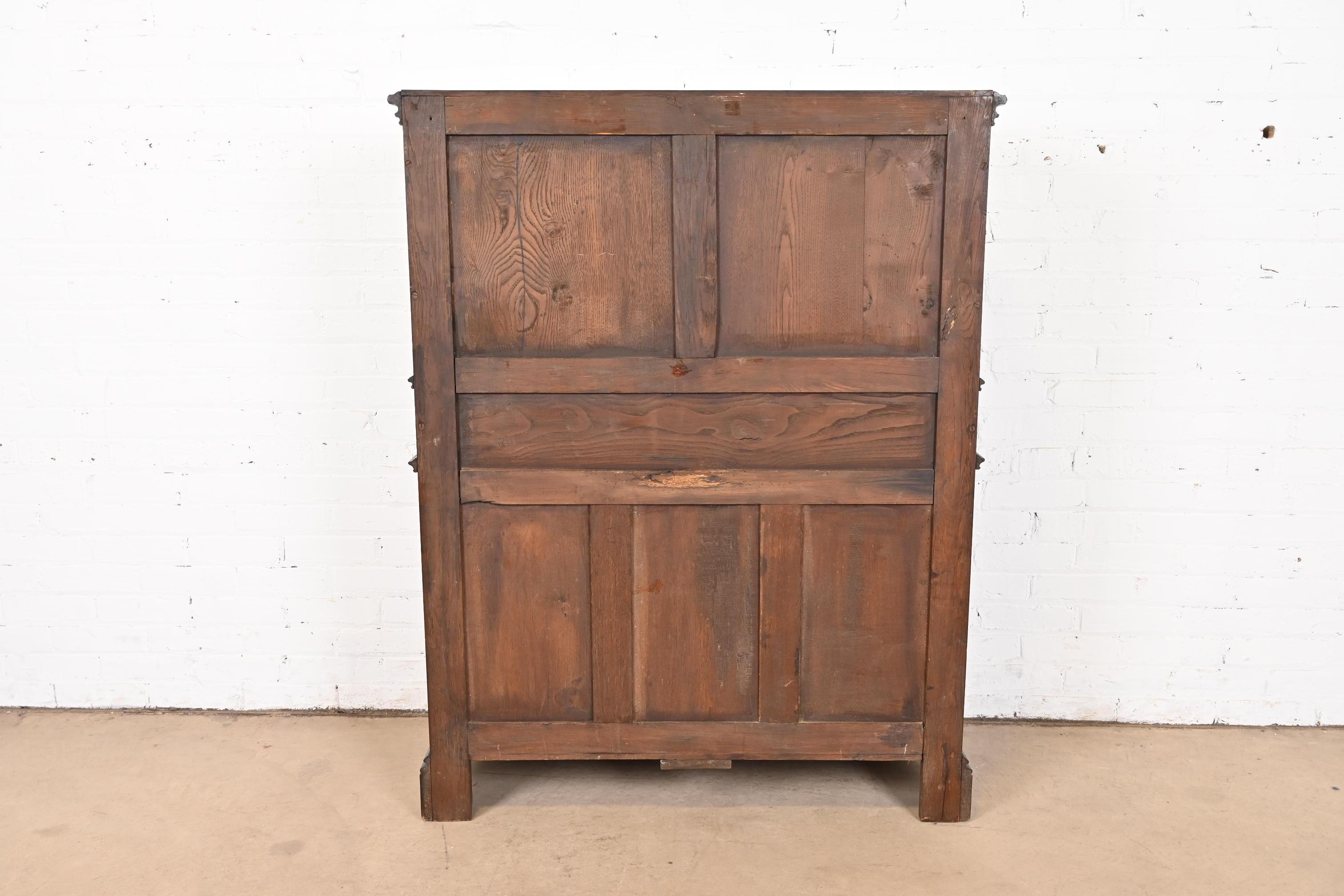 19th Century Belgian Gothic Revival Carved Dark Oak Bar Cabinet For Sale 15