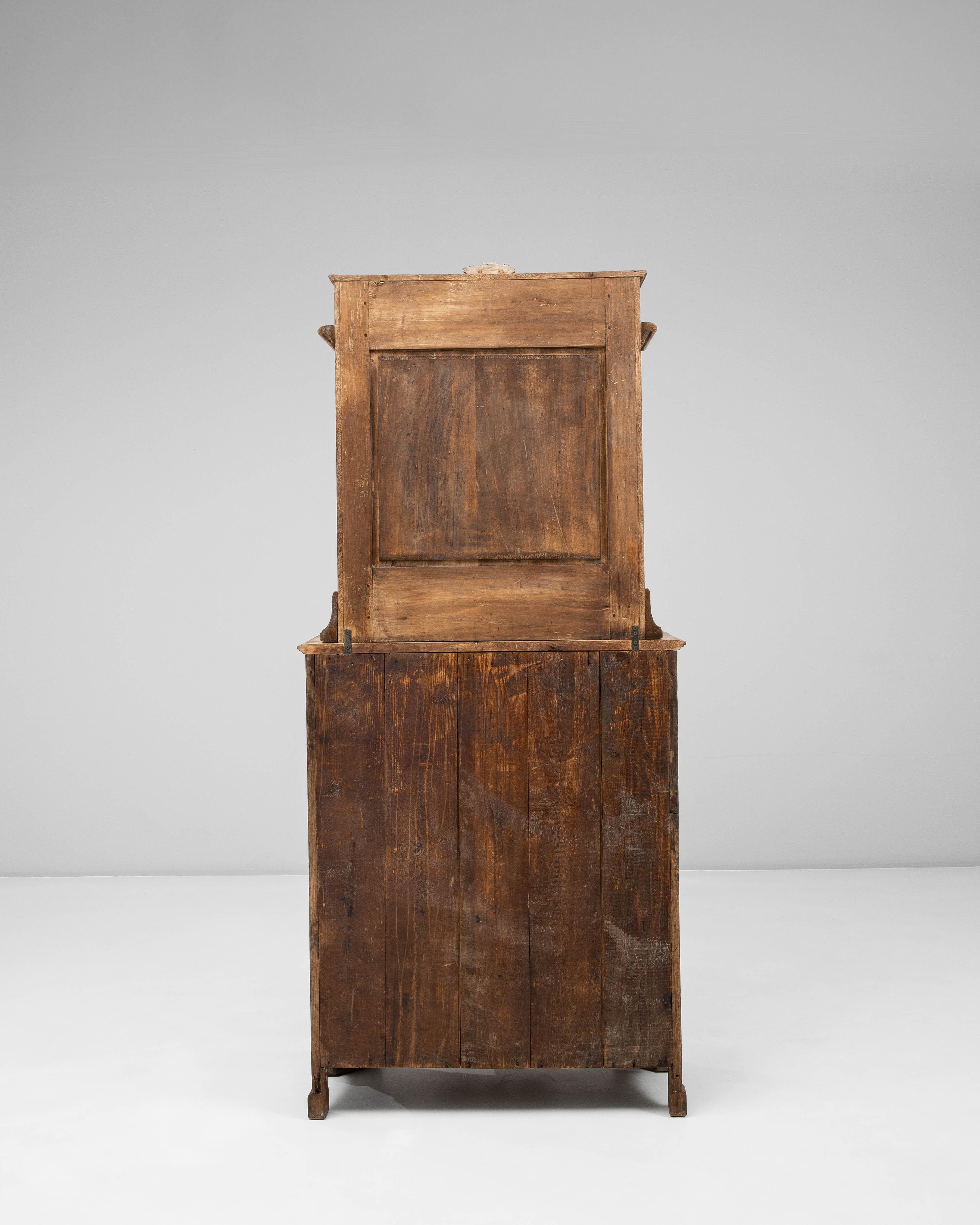 Gabinetto belga Luigi XV in Oak del XIX secolo in vendita 7