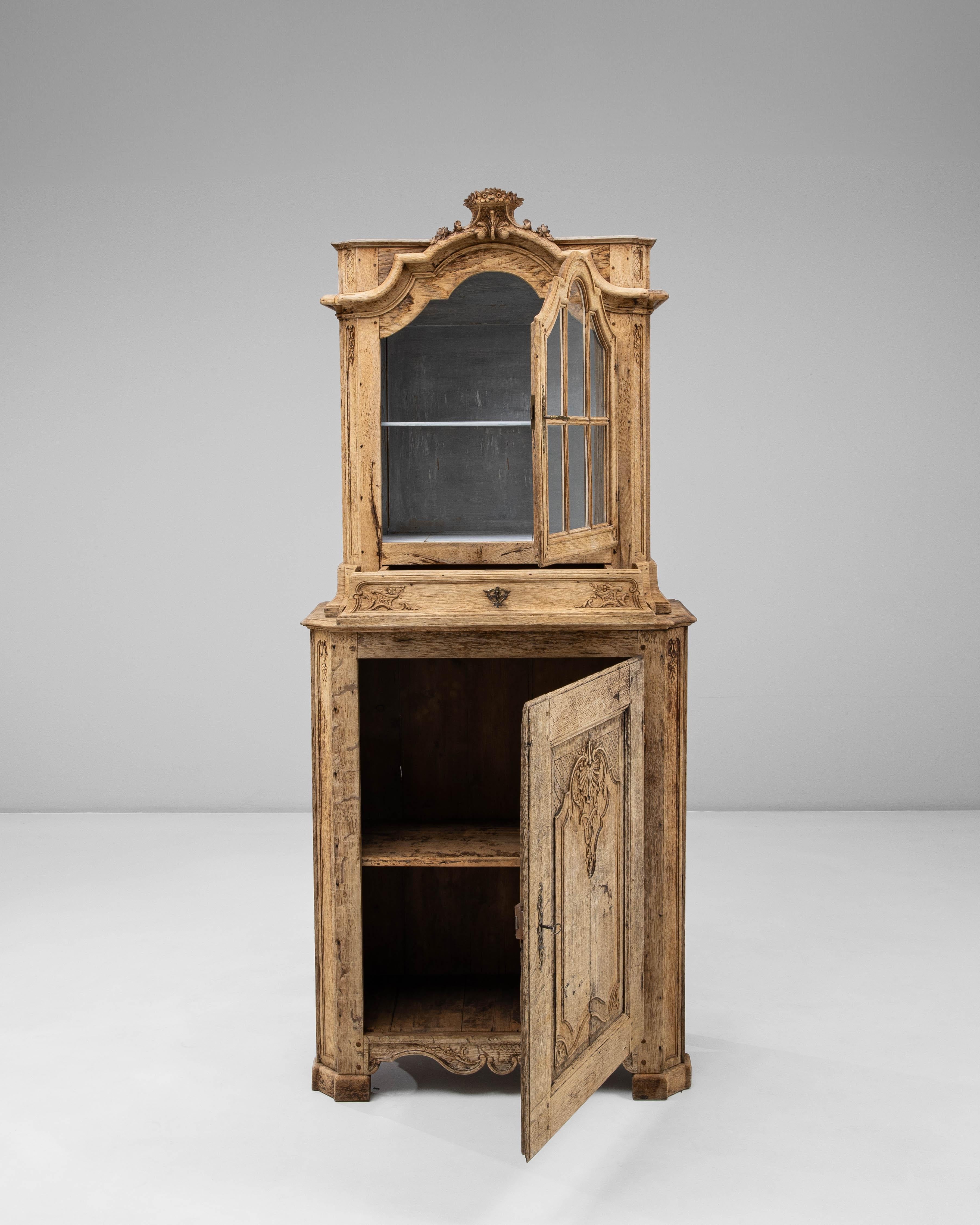 Belga Gabinetto belga Luigi XV in Oak del XIX secolo in vendita