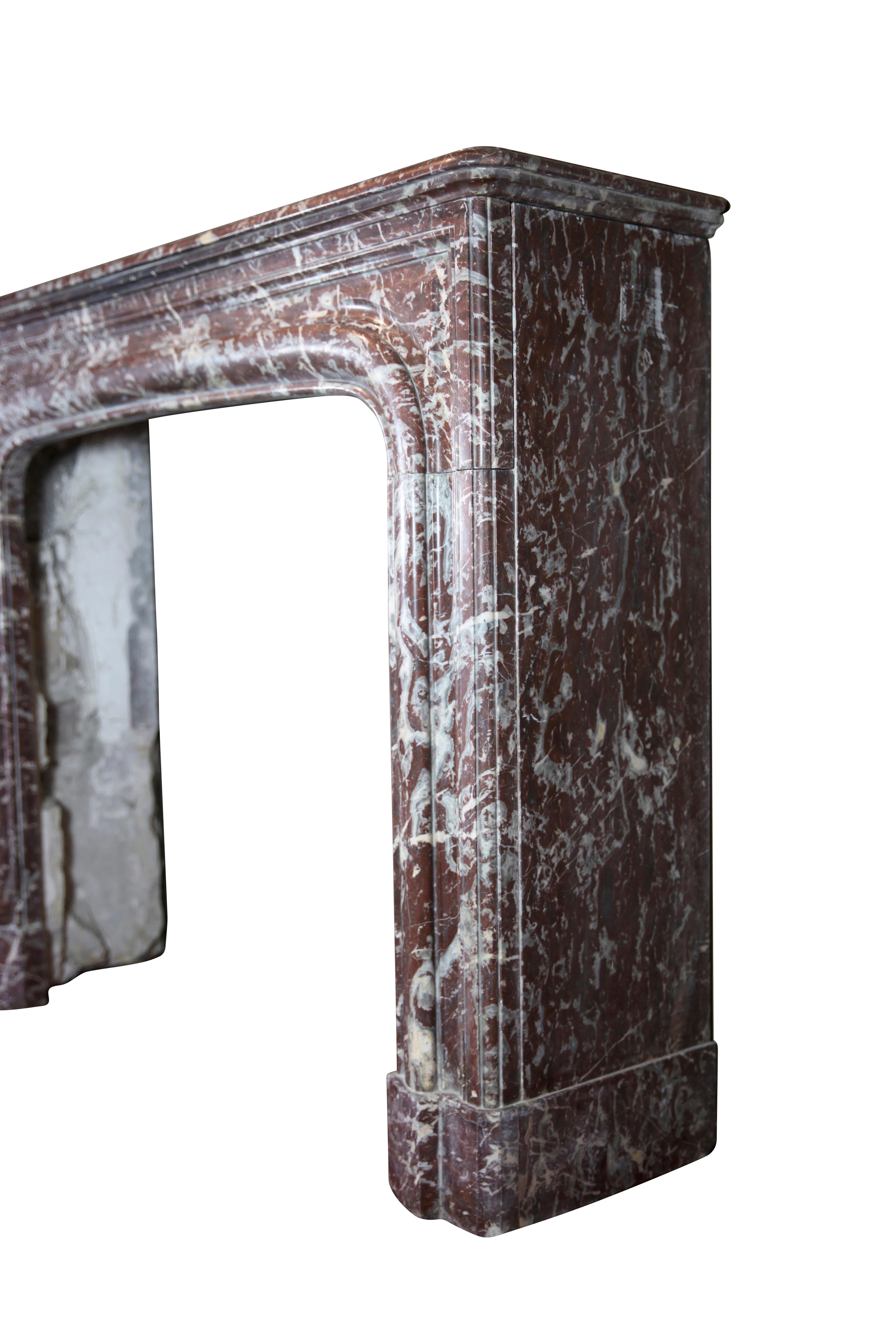 19th Century Belgian Marble Fireplace Surround In Good Condition For Sale In Beervelde, BE