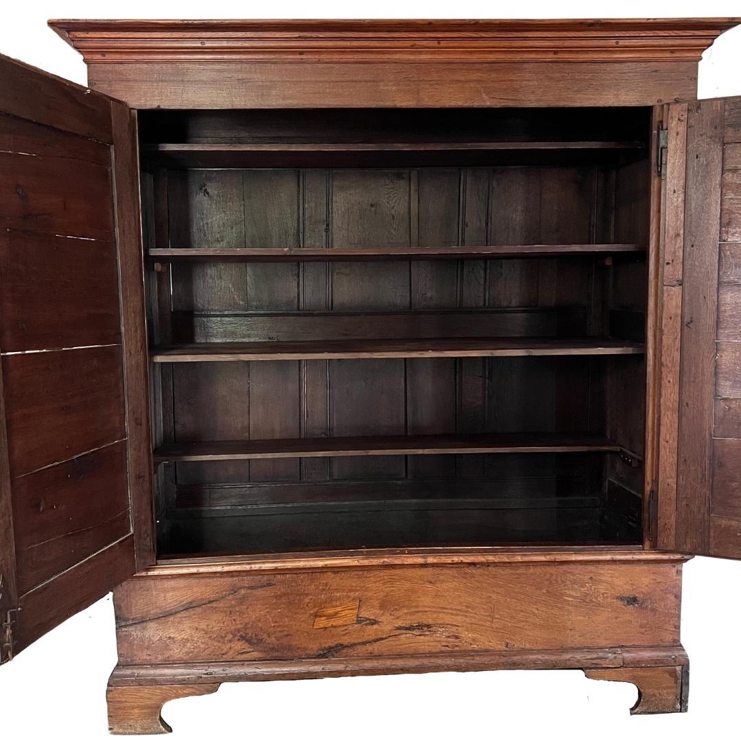 19th Century Belgian Oak Armoire Cabinet In Good Condition For Sale In Alpharetta, GA