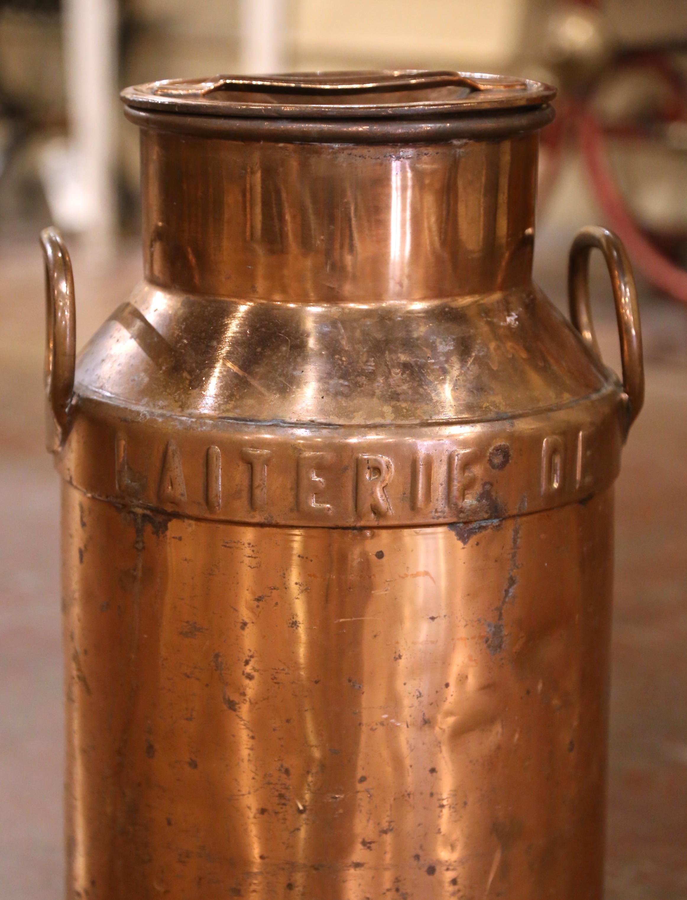 Belge Laiterie de Florennes, Belgique, 19e siècle, en cuivre poli en vente