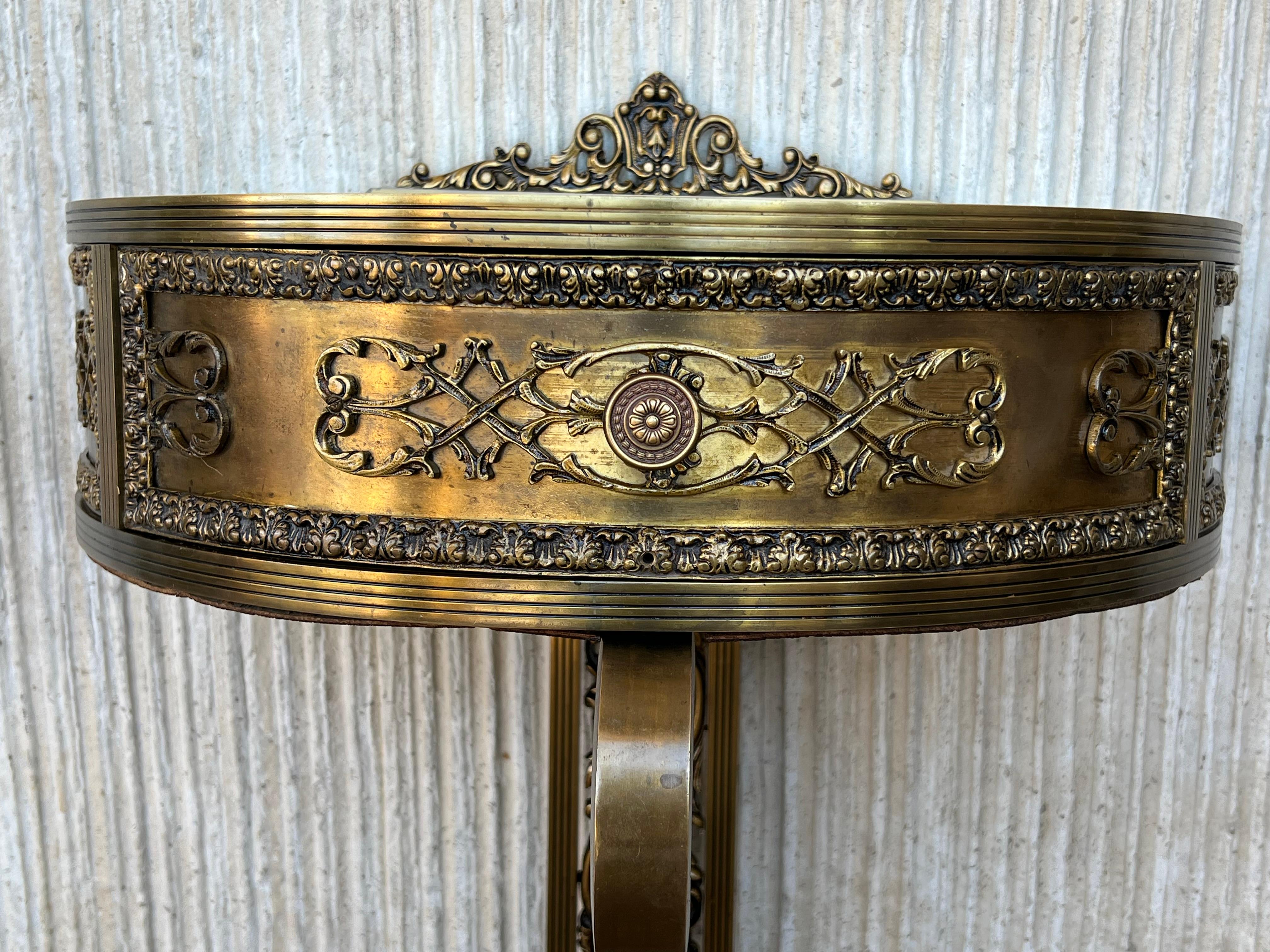 19th Century Belle Époque French Bronze Mirror and Brass Pair of Nightstands 7