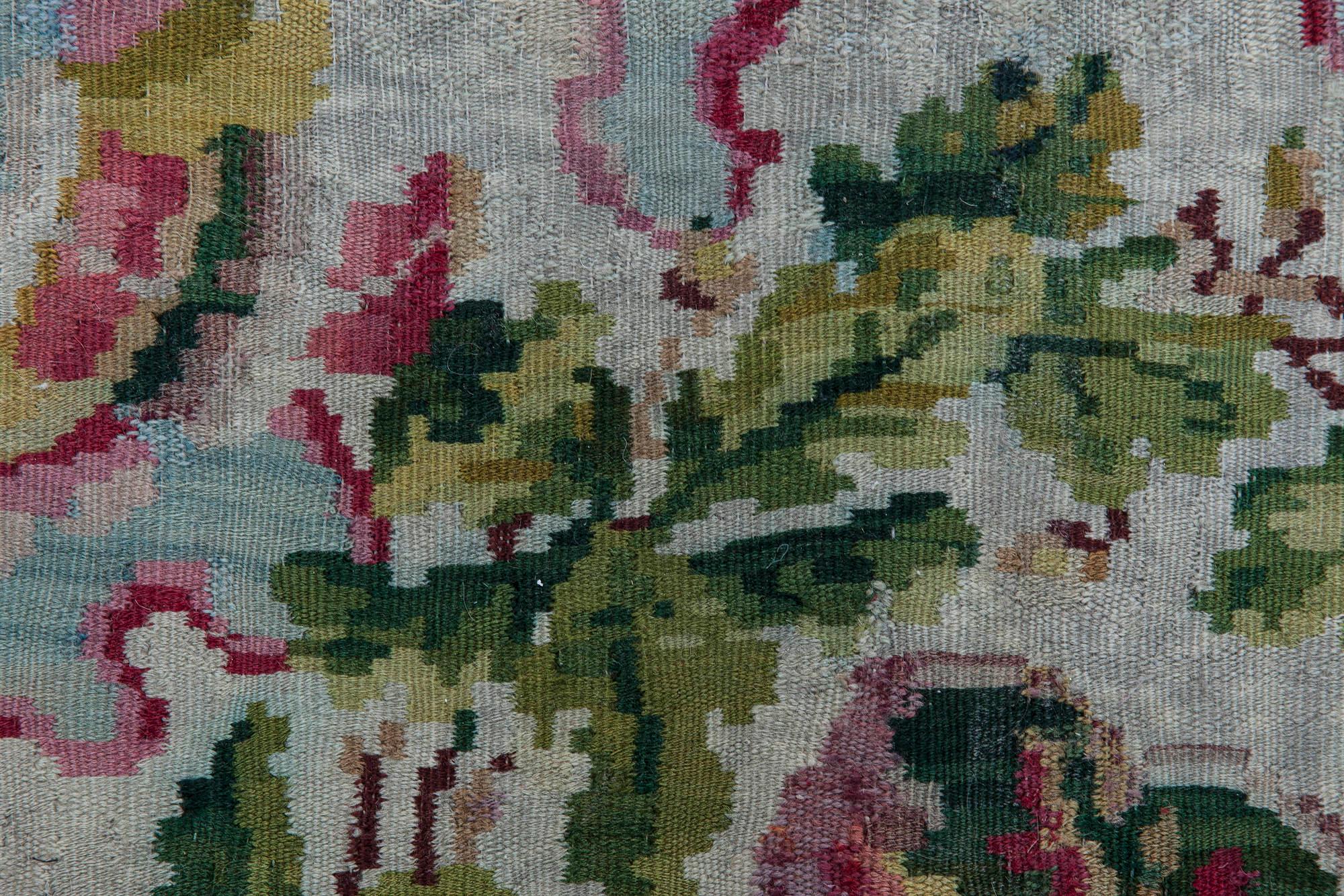 19th century Bessarabian floral design wool rug.
Size: 6'0