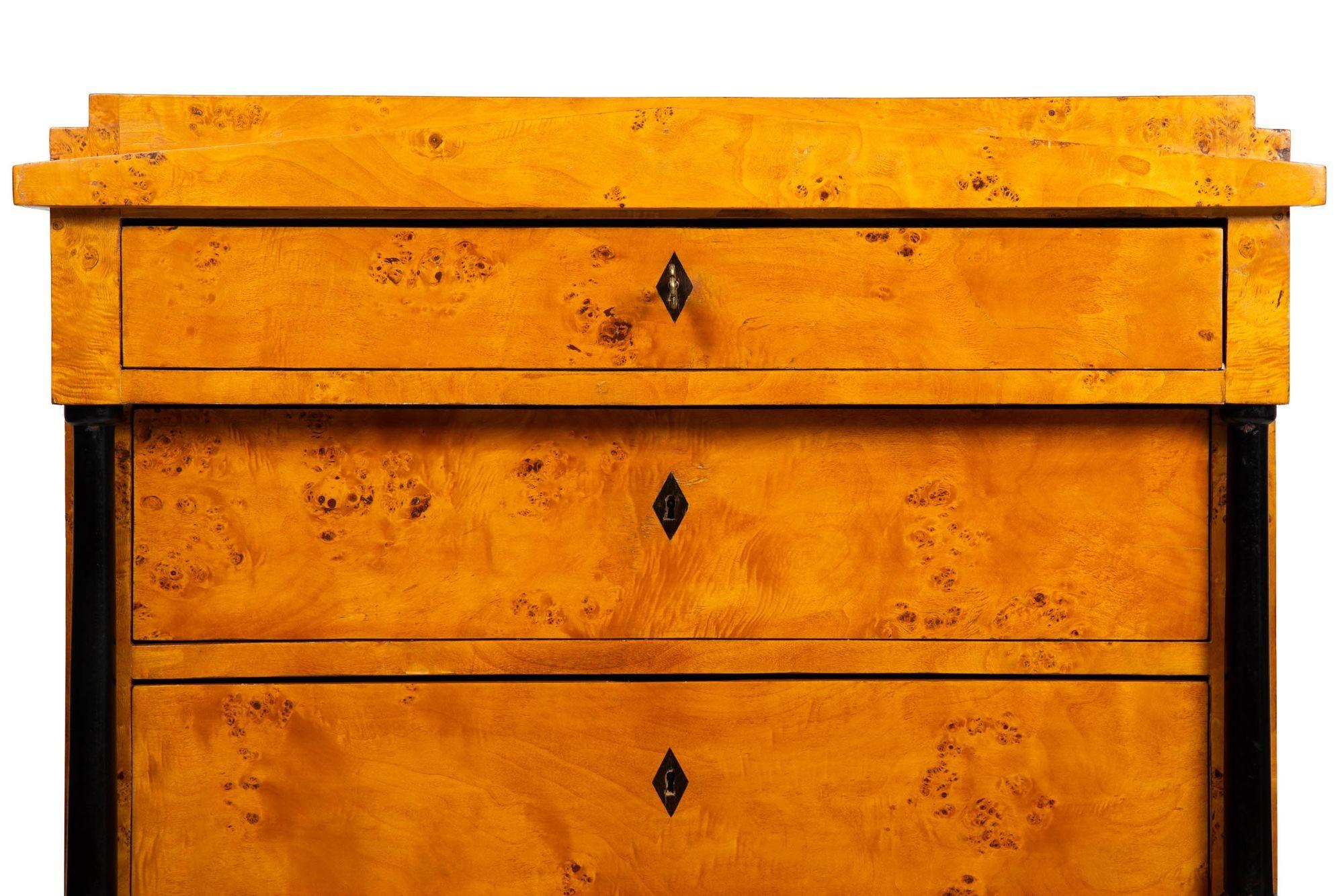 19th Century Biedermeier Antique Karelian Birch Chest of Drawers Commode For Sale 1