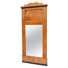 Specchio in frassino Biedermeier del XIX secolo