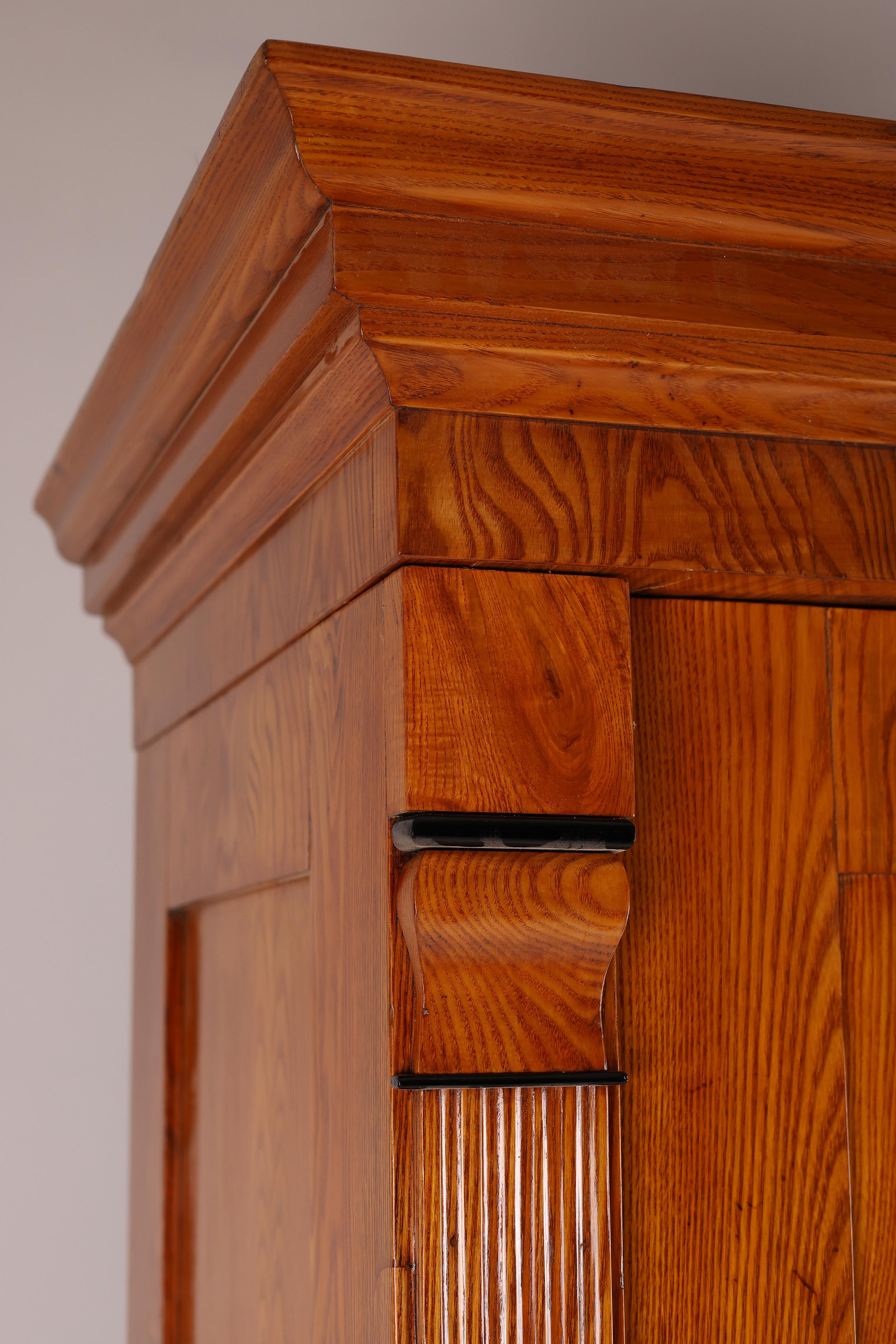 19th Century Biedermeier Ash Wardrobe, 1820–1825 For Sale 7