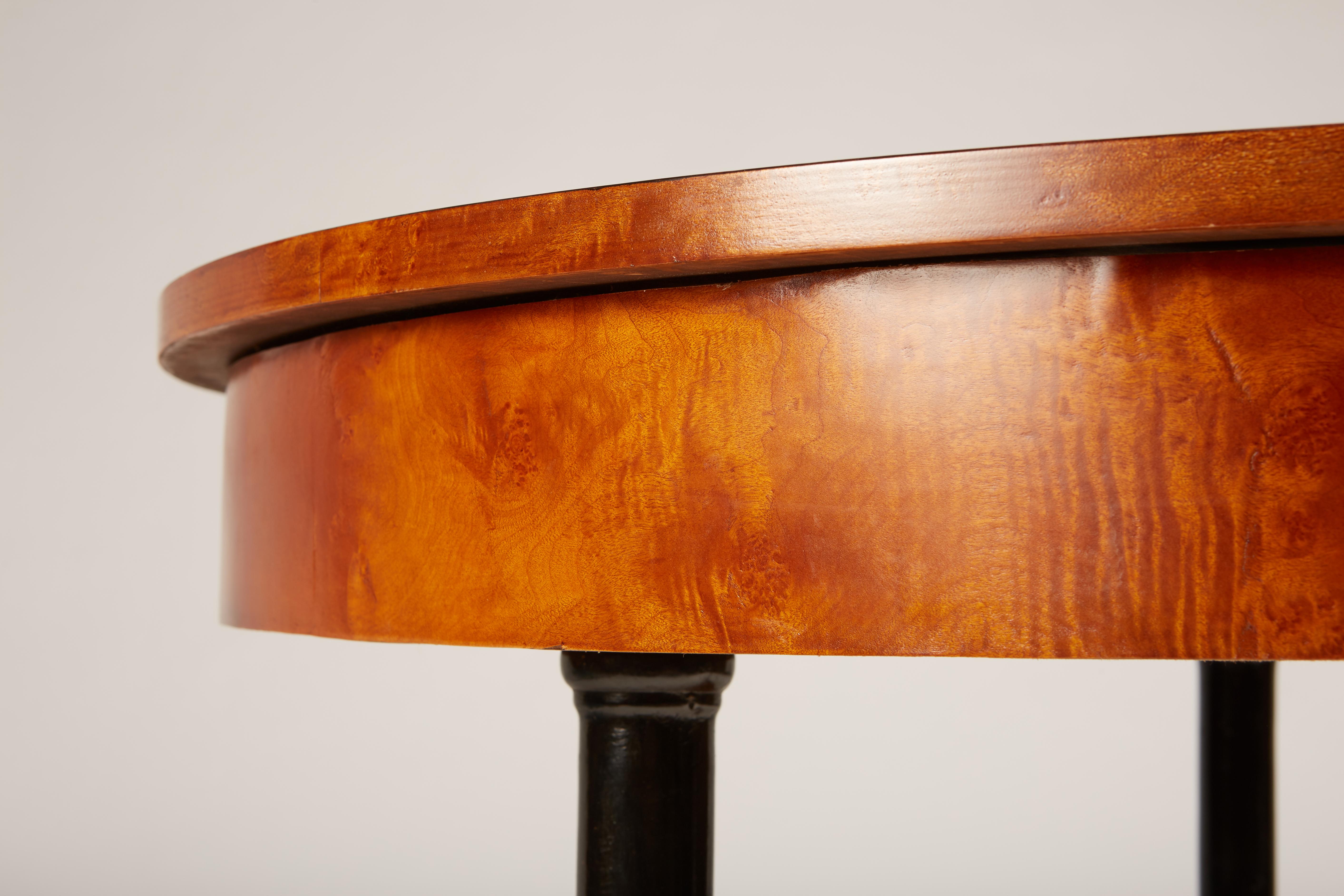19th Century Biedermeier Center or Round Dining Table with Columns on Ball Feet 1