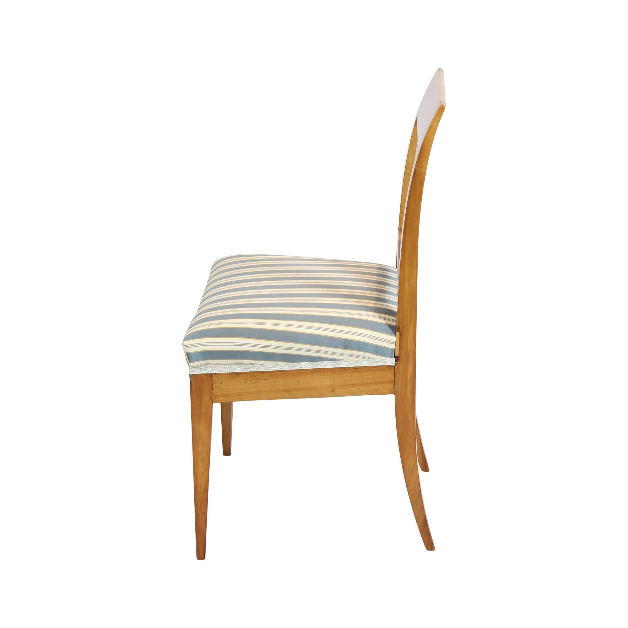 Polished 19th Century Biedermeier Cherrywood Chair For Sale