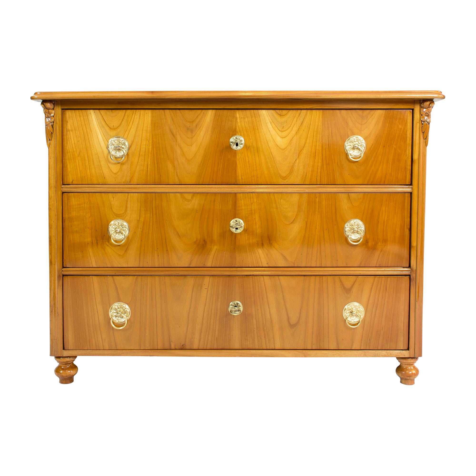 Brass 19th Century Biedermeier Cherrywood Chest of Drawer For Sale