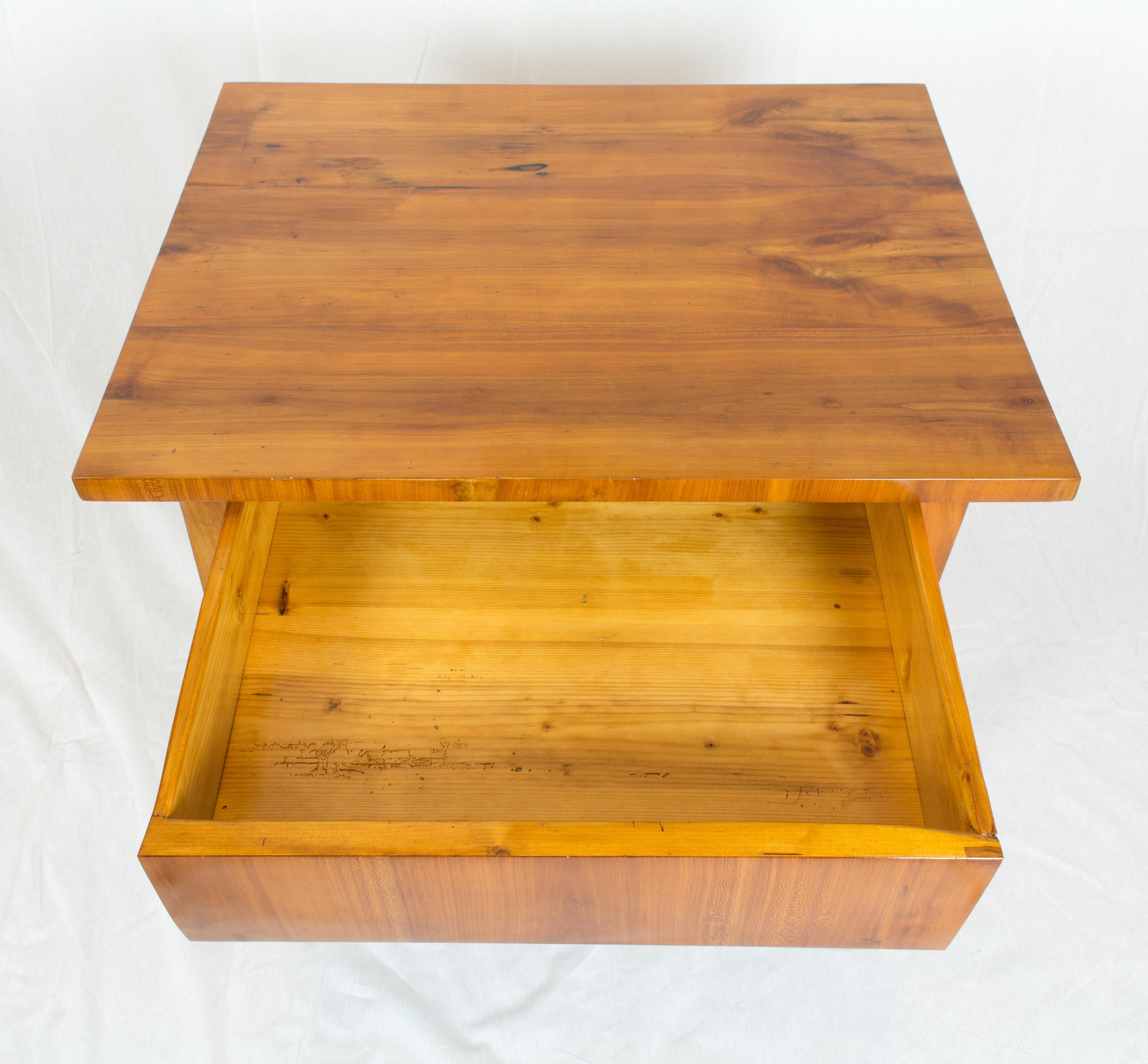Pine 19th Century Biedermeier Cherrywood Side Table For Sale