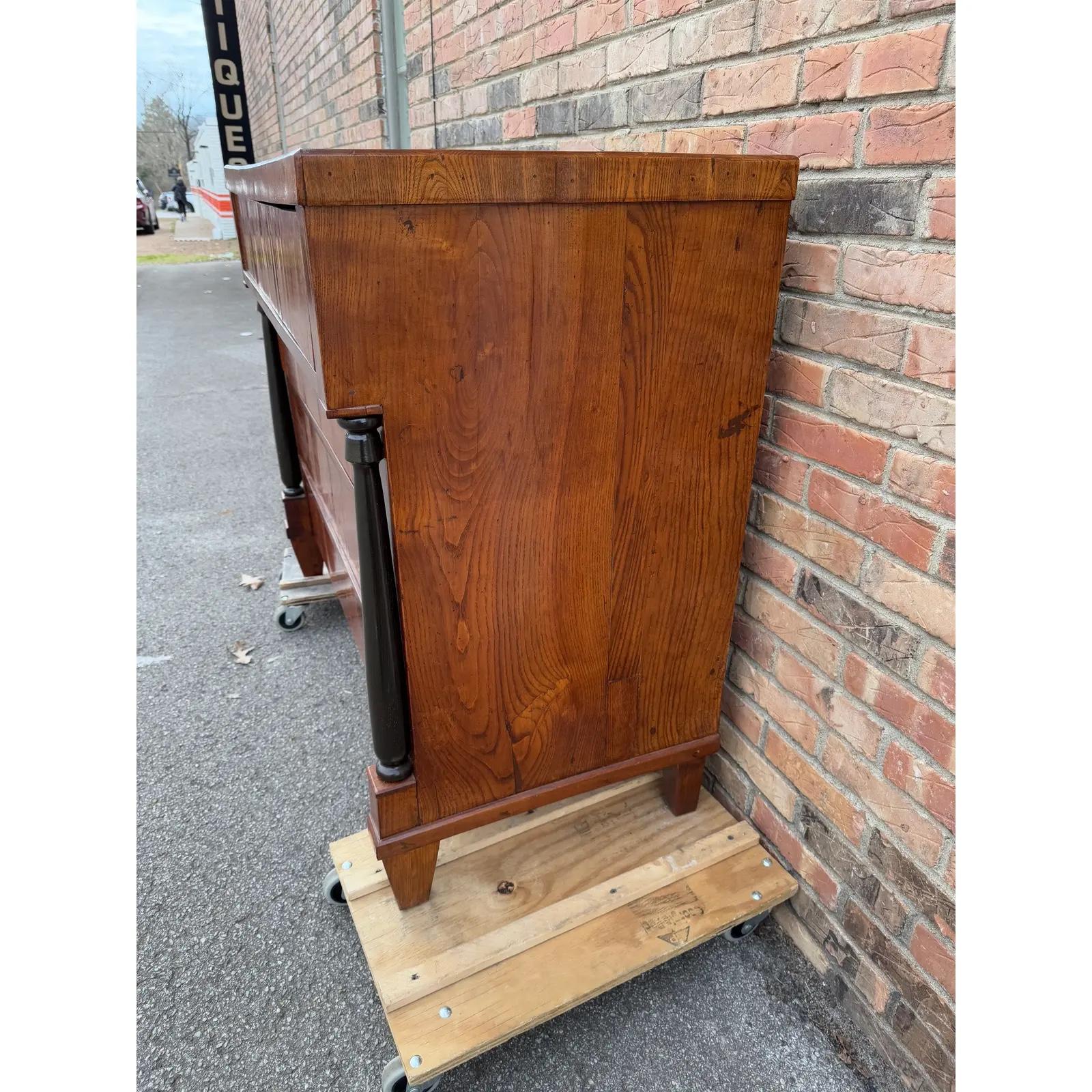 Inizio XIX secolo xIX secolo  Cassapanca Biedermeier in vendita