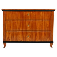 Antique 19th Century Biedermeier Chest of drawers, Cherry wood. 