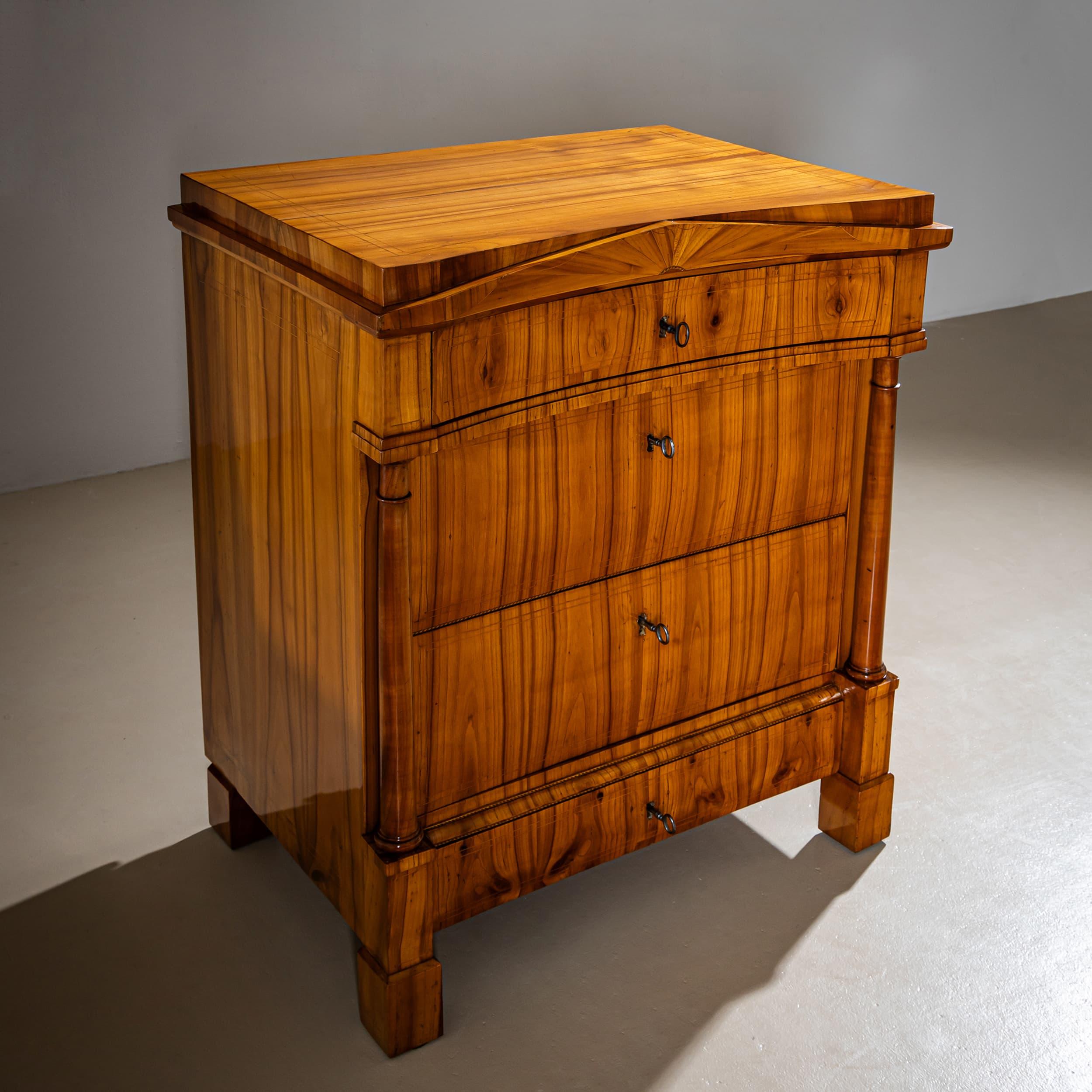 German 19th Century Biedermeier Chest of Drawers For Sale