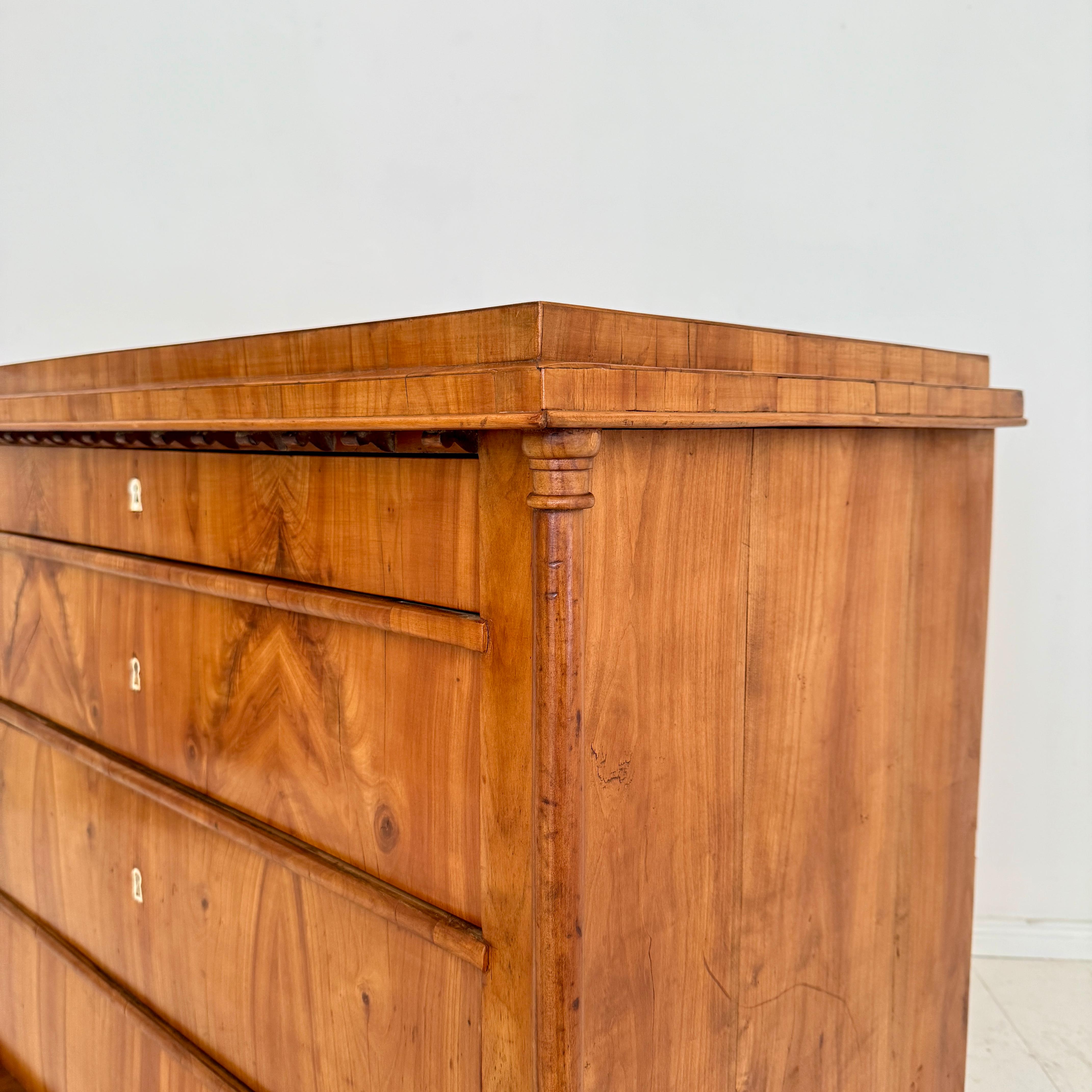 19th Century Biedermeier Chest of Drawers in Cherrywood with Columns, circa 1820 For Sale 7