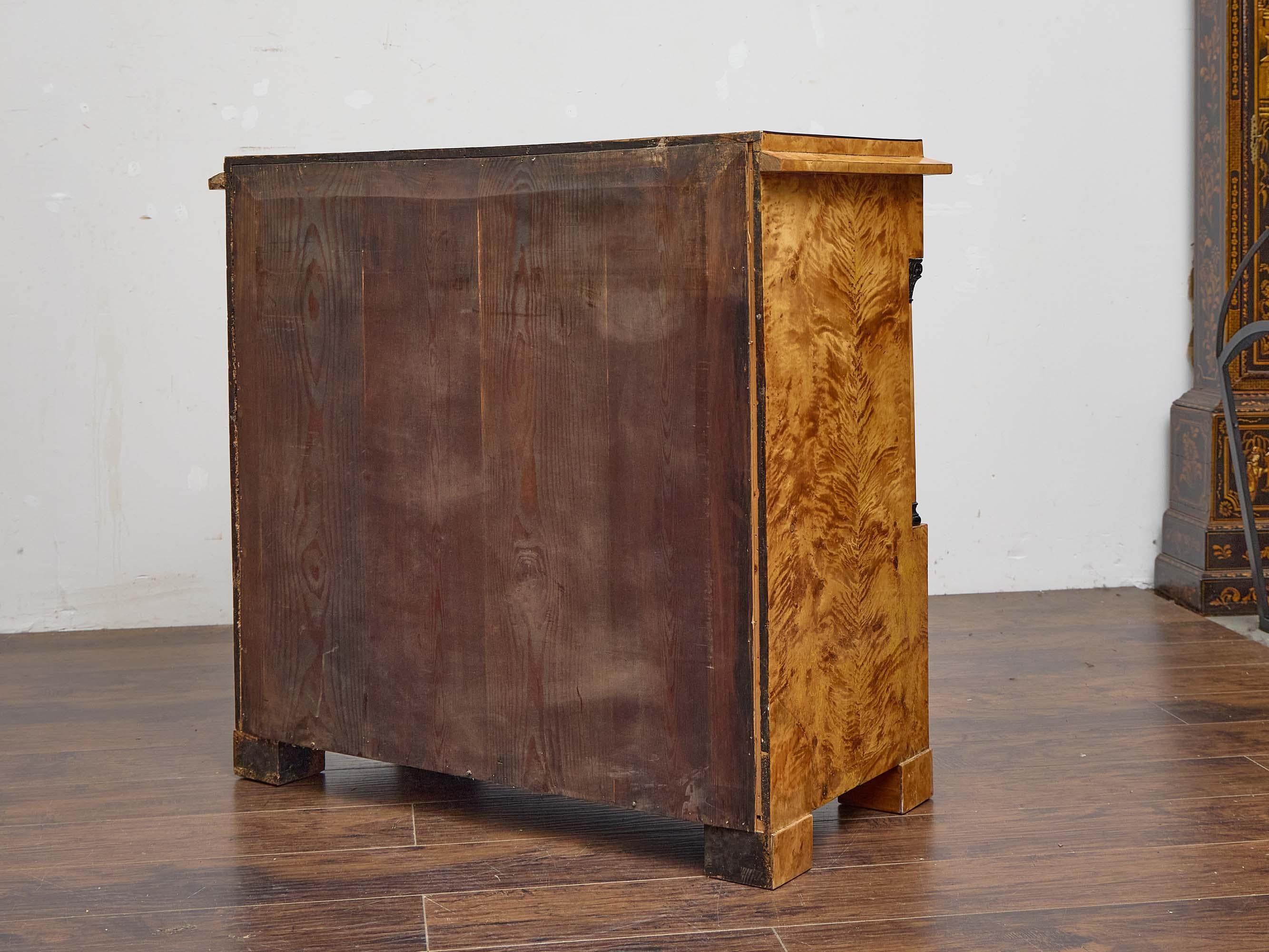 19th Century Biedermeier Chest of Drawers in Striking Tiger Maple Veneer For Sale 1