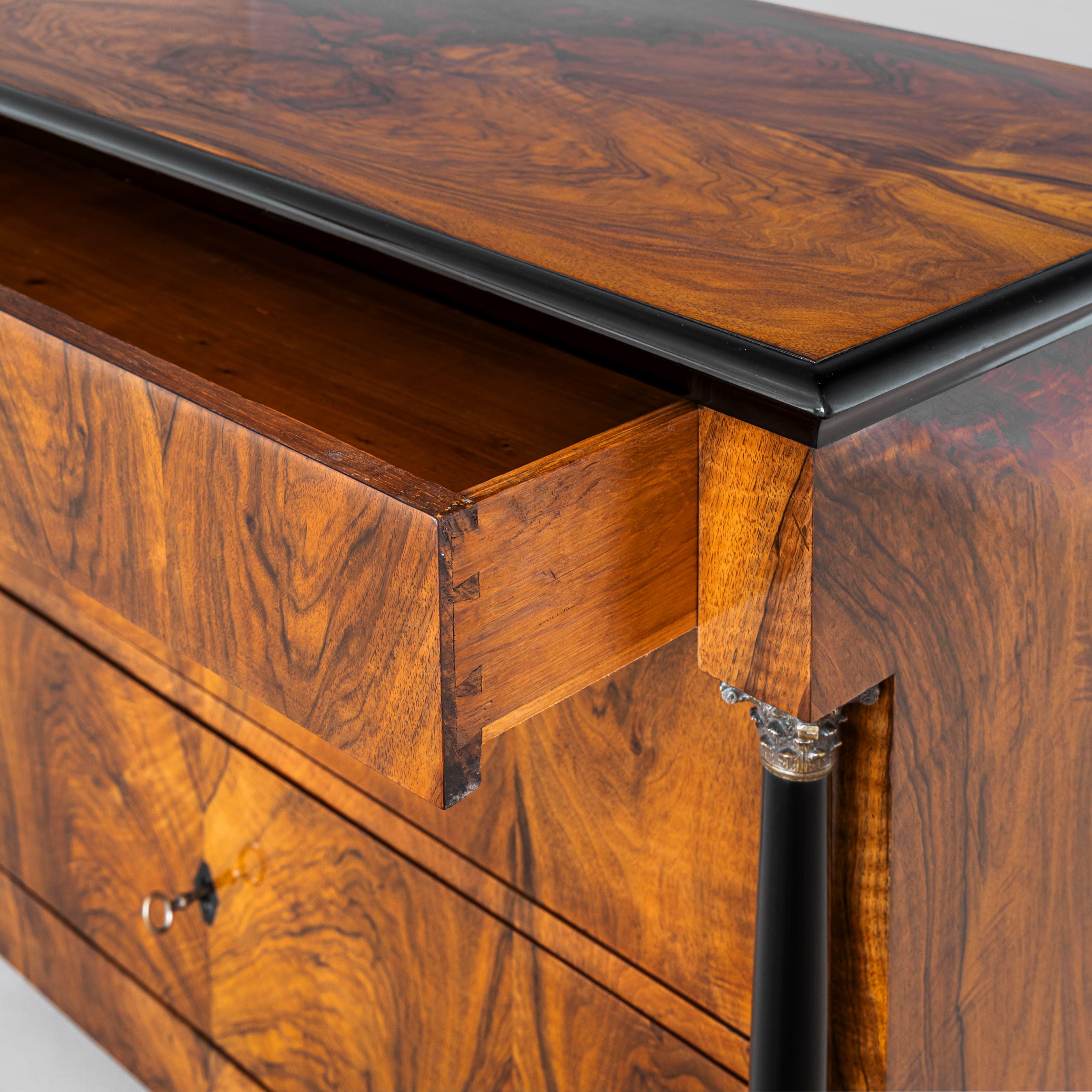 Cómoda Biedermeier Siglo XIX, Sur de Alemania en venta 1
