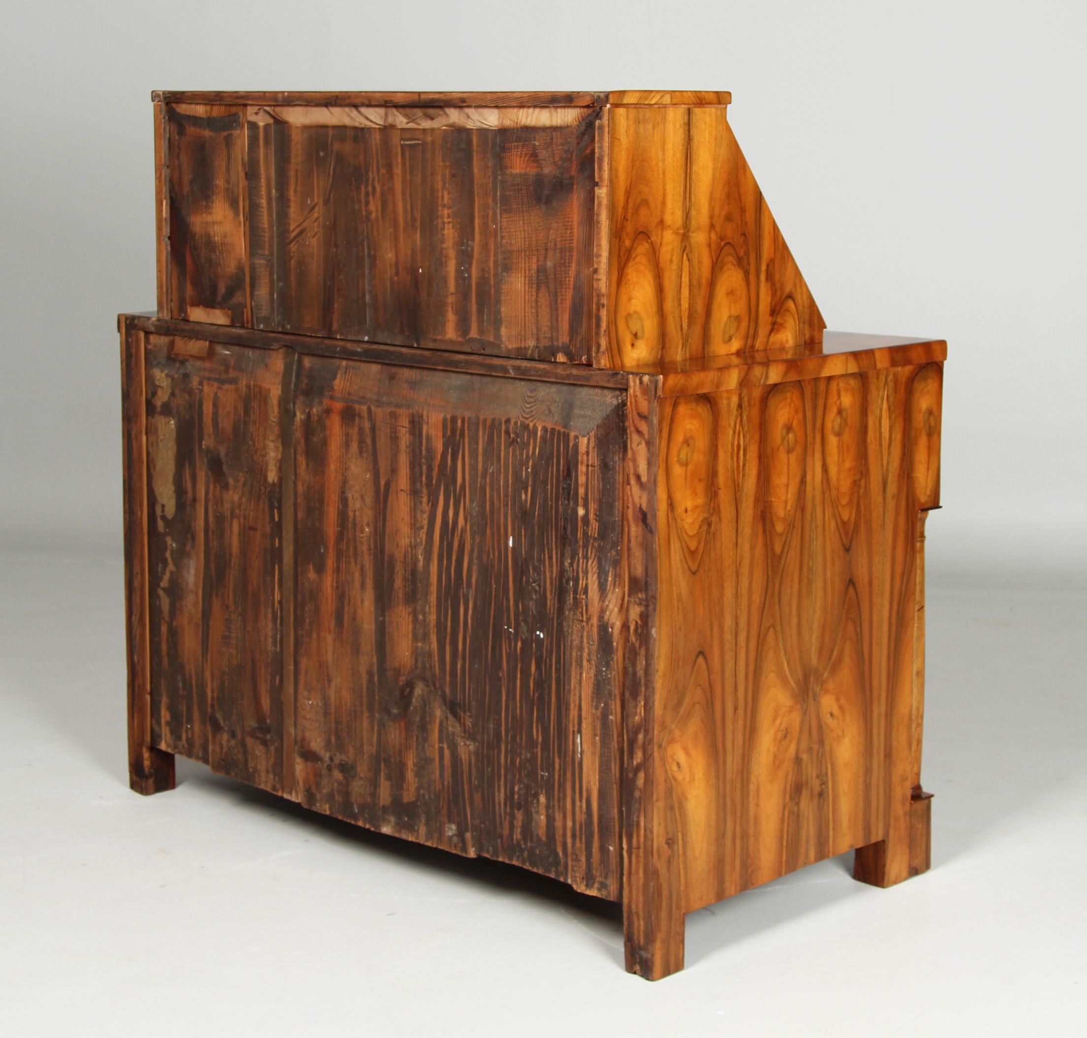 Biedermeier-Kommode des 19. Jahrhunderts mit Sekretär-Kommode, um 1830 im Angebot 10