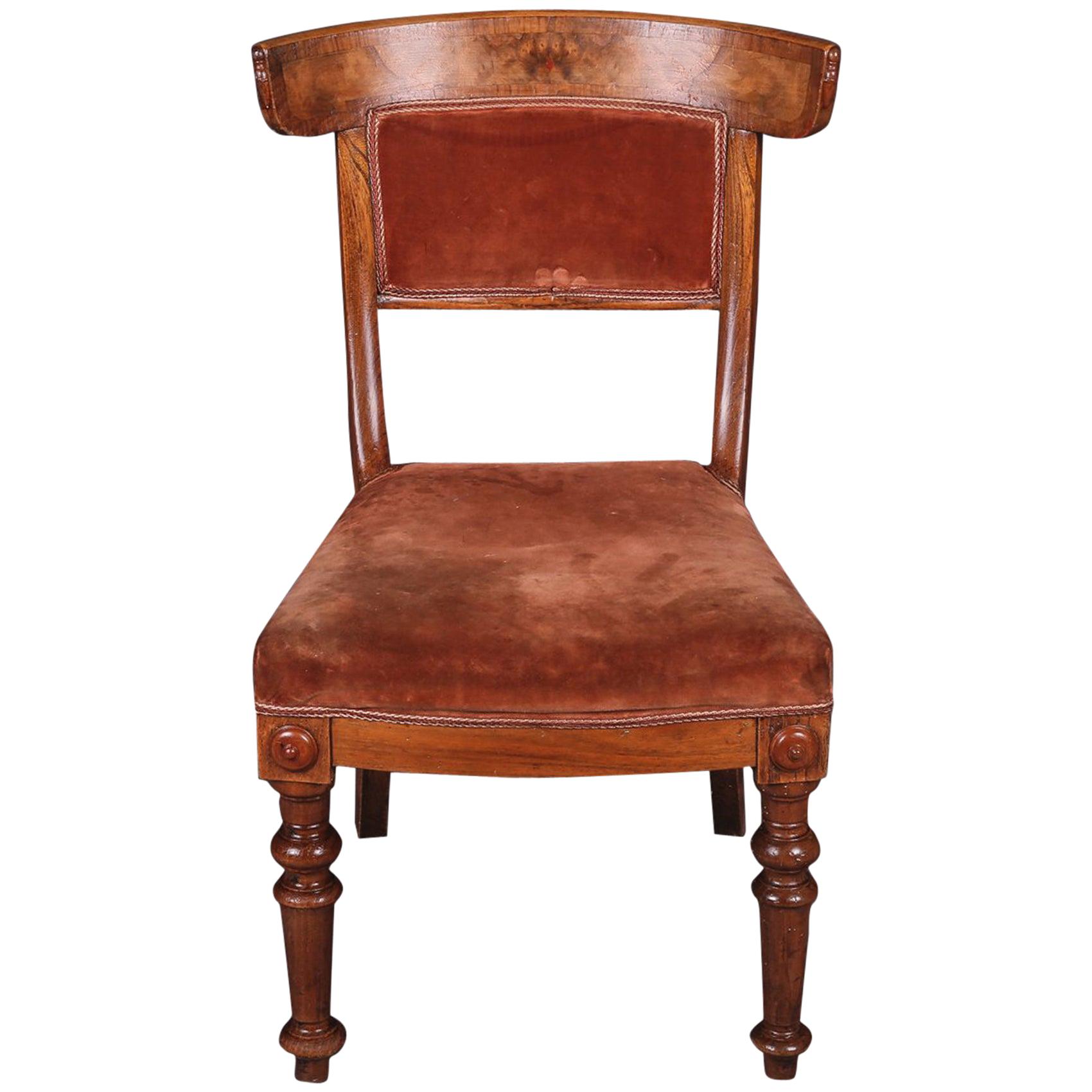 Biedermeier-Stuhl mit geschwungener Rückenlehne aus dem 19. Jahrhundert