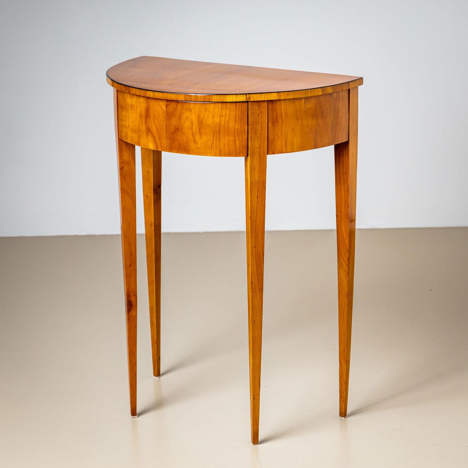 19th Century Biedermeier Demi Lune Console Table in Cherry, Germany For Sale 5