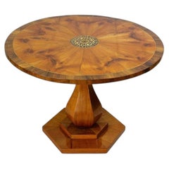 19th Century Biedermeier Dining Table/ Salon Table, Cherrywood, AT ca. 1830