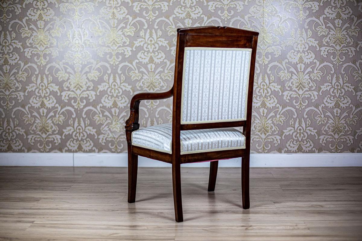 European 19th-Century Biedermeier Mahogany Armchair in Light Upholstery For Sale