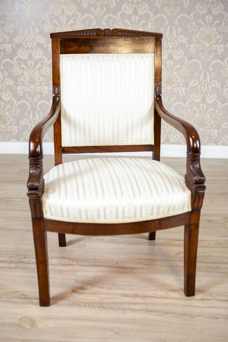 Poltrona Biedermeier del XIX secolo in mogano con tappezzeria chiara, 1890 in vendita 2