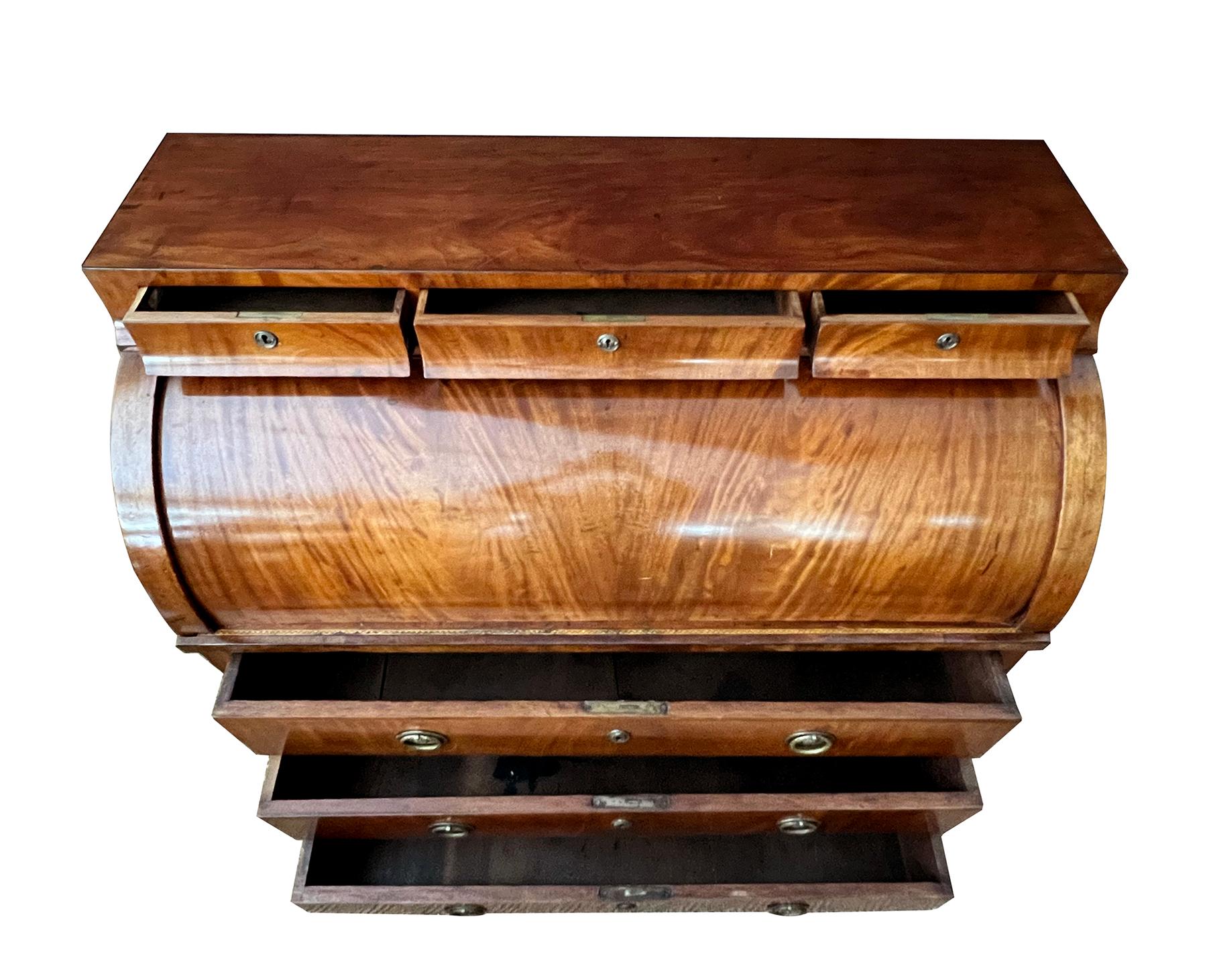 19th Century Biedermeier Mahogany Cylinder-Top Bureau Desk In Good Condition For Sale In San Francisco, CA