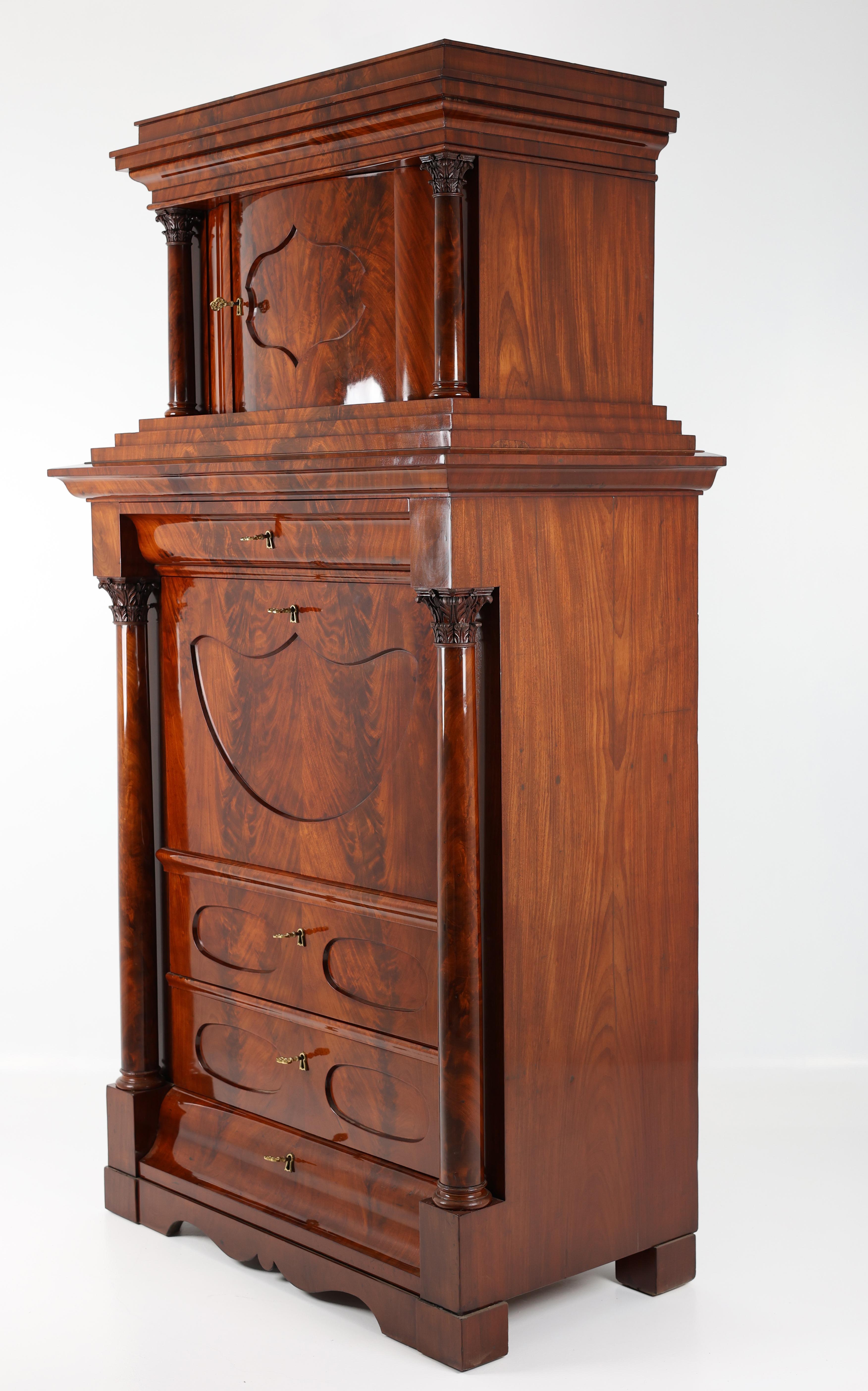 19th Century Biedermeier Mahogany Secretary For Sale 5
