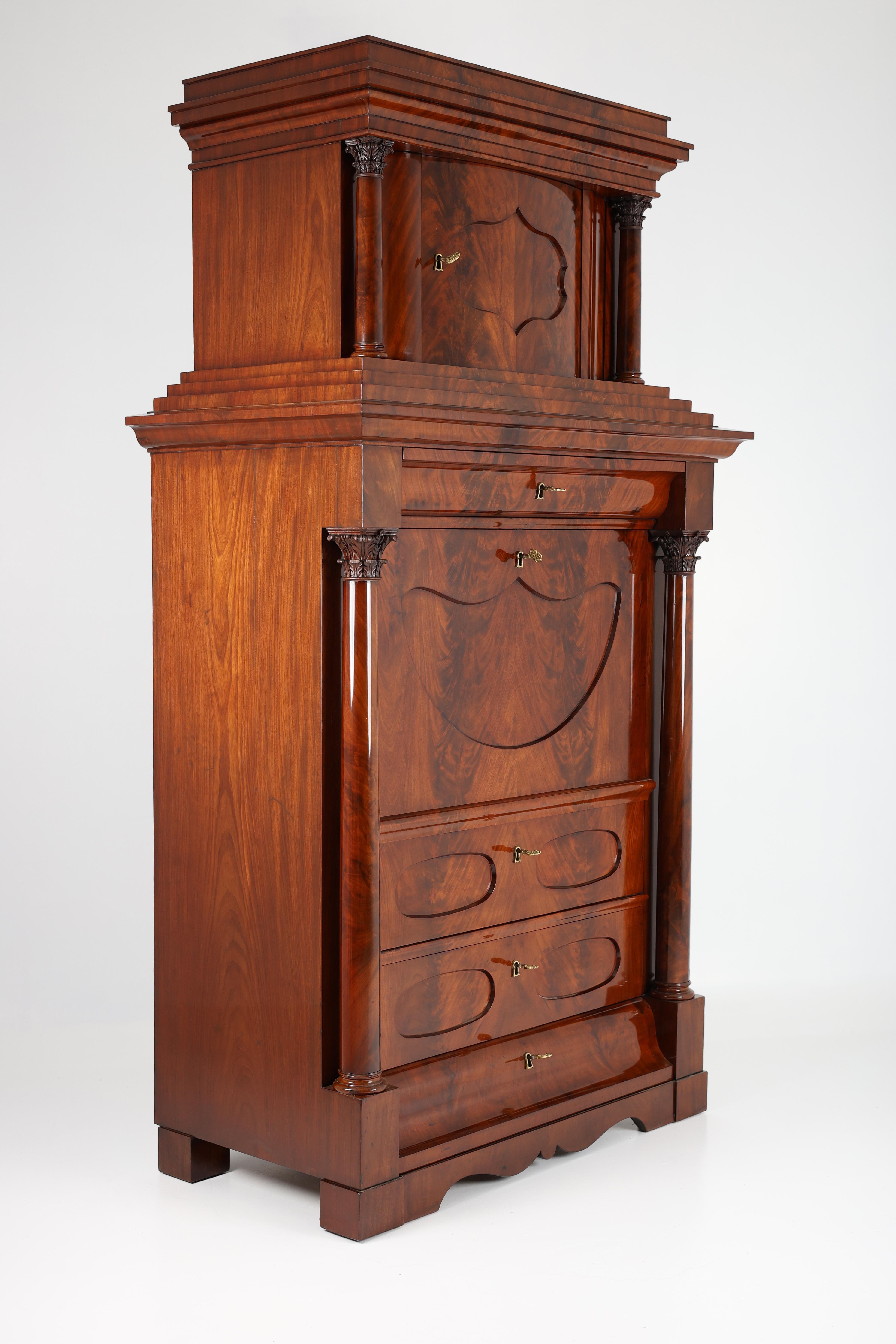 19th Century Biedermeier Mahogany Secretary For Sale 7