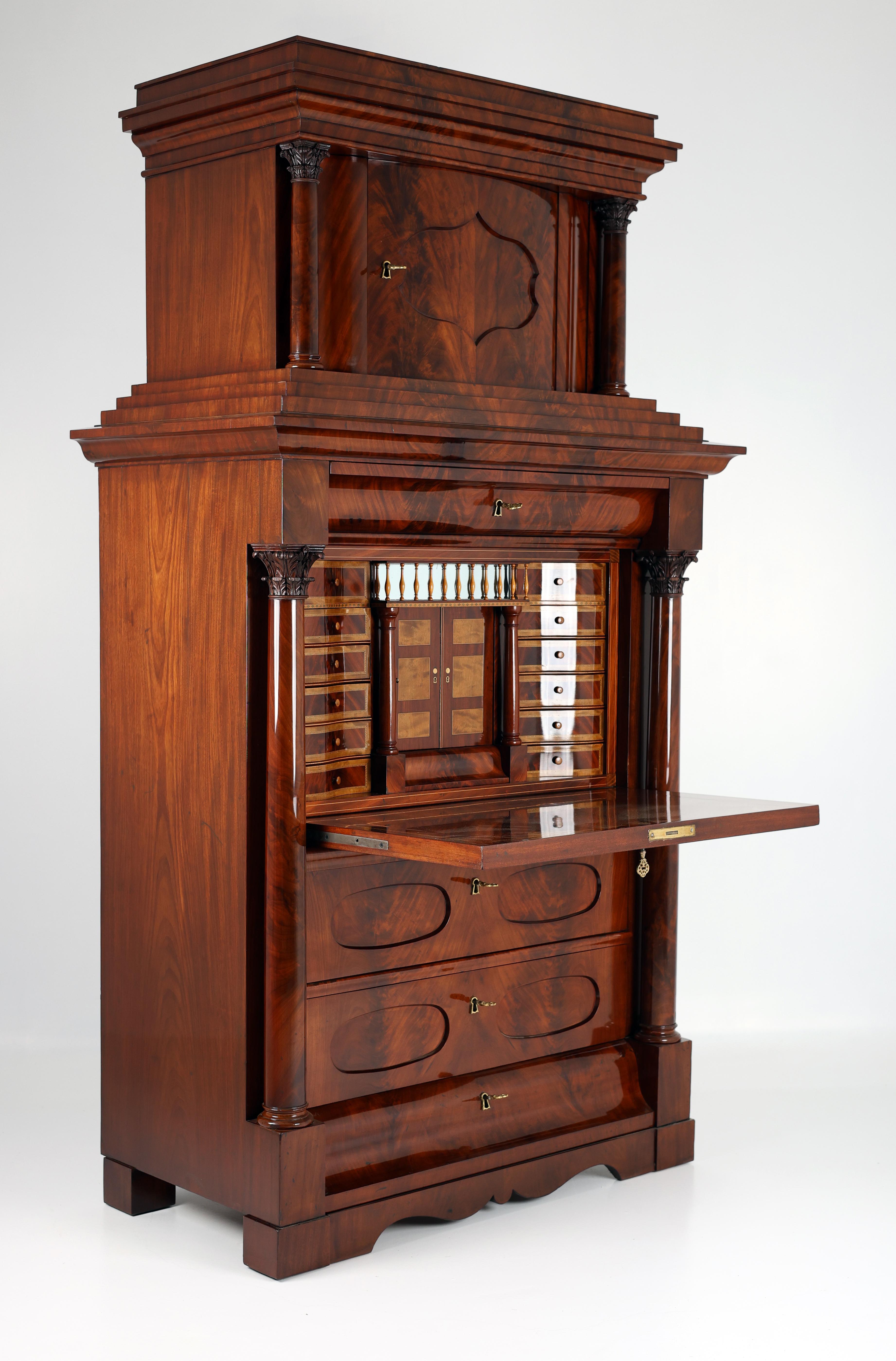 19th Century Biedermeier Mahogany Secretary For Sale 10